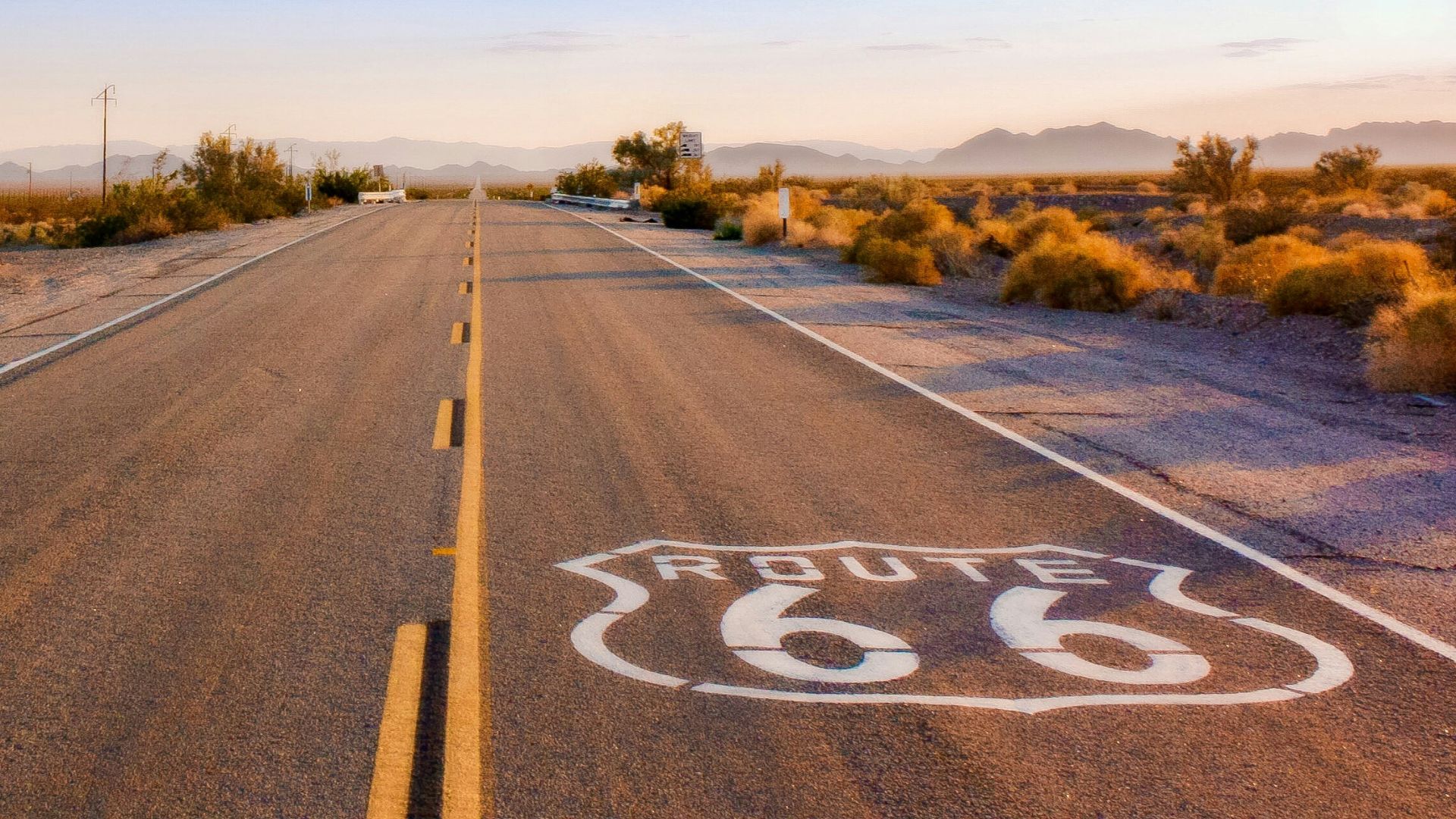 gray asphalt road during daytime