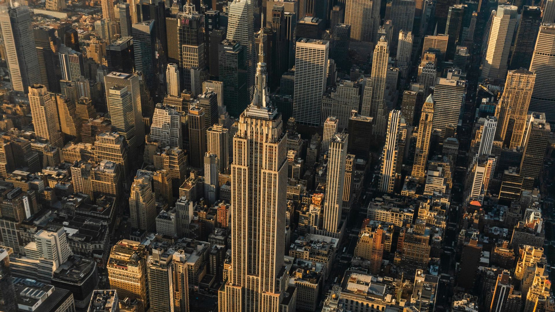 Empire State Building, New York City during daytime