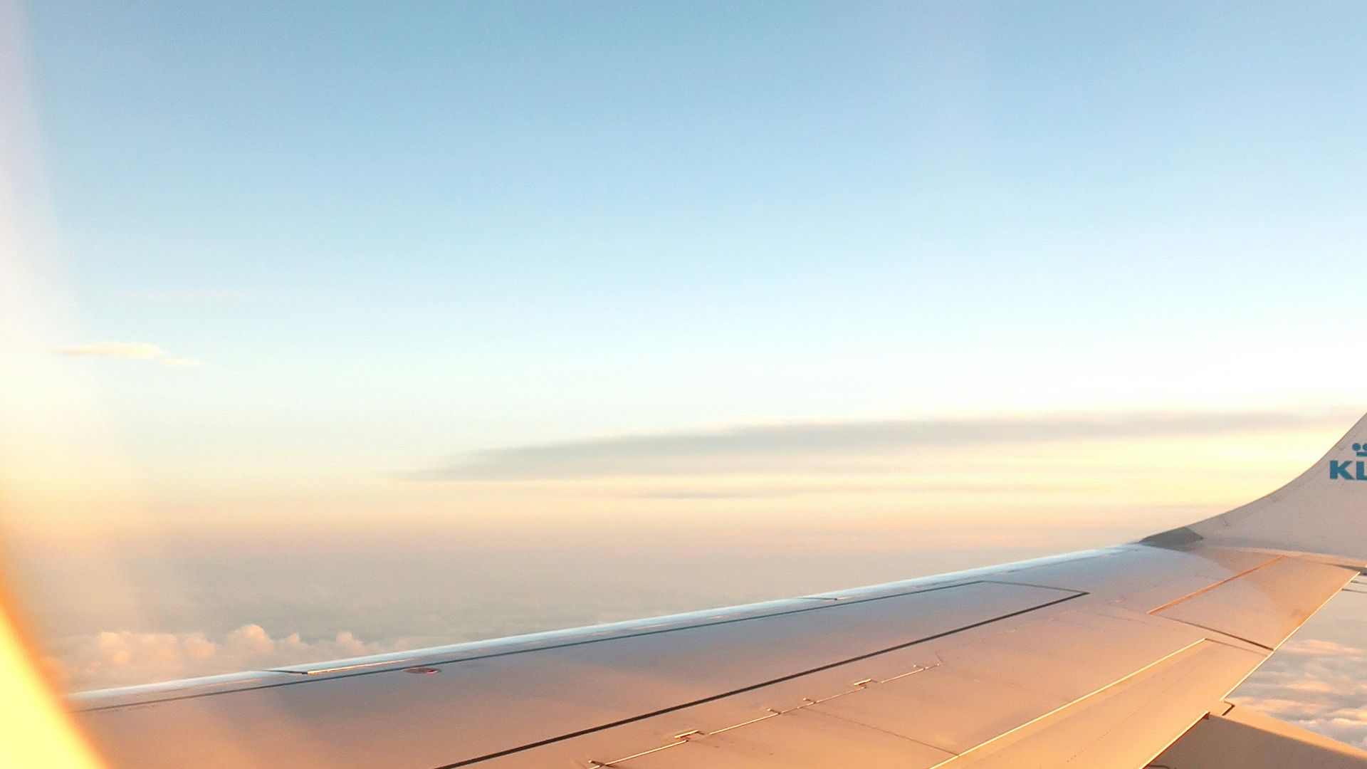 outside view of airplane flying on air