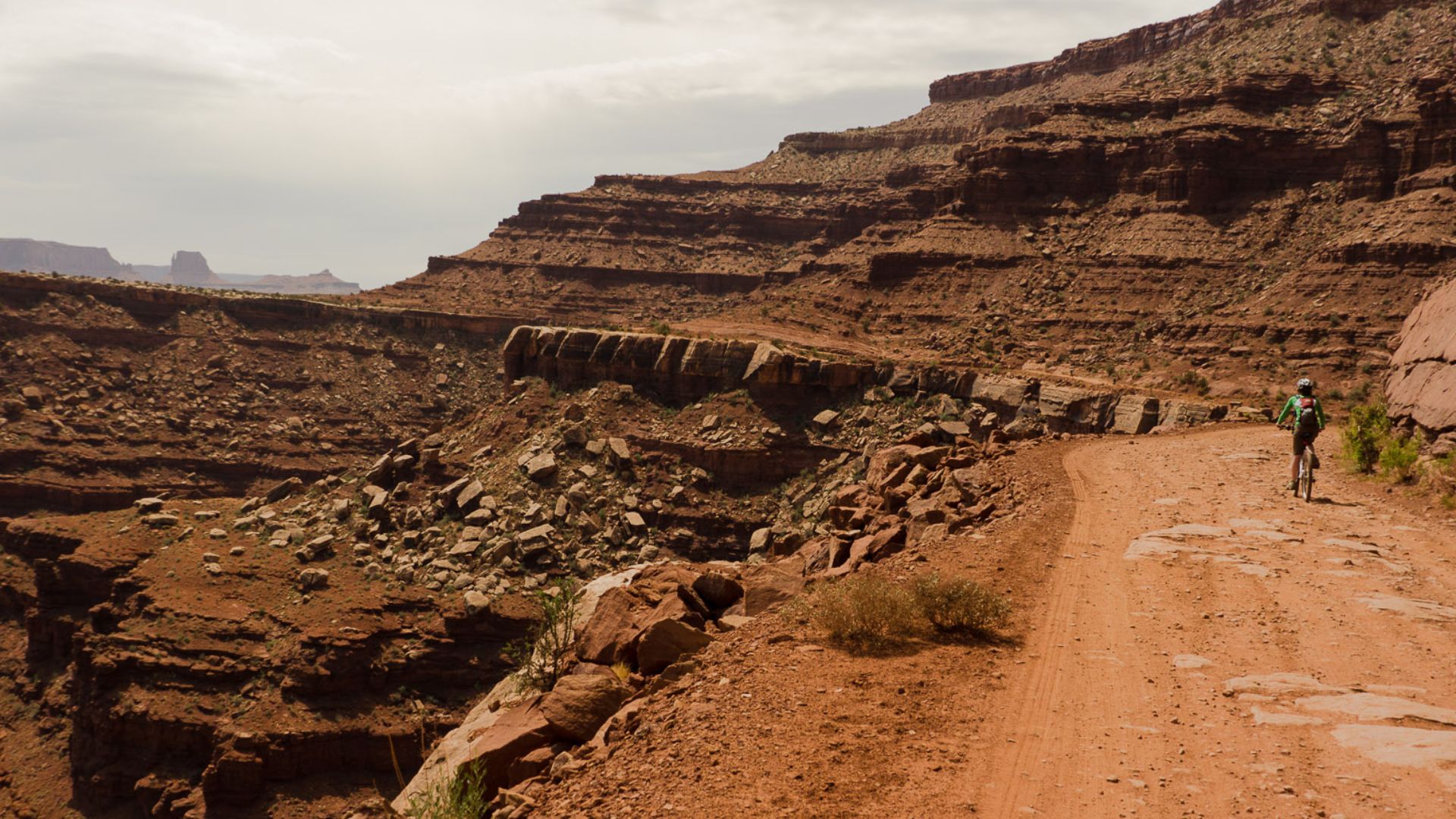 File:White Rim Road - panoramio.jpg