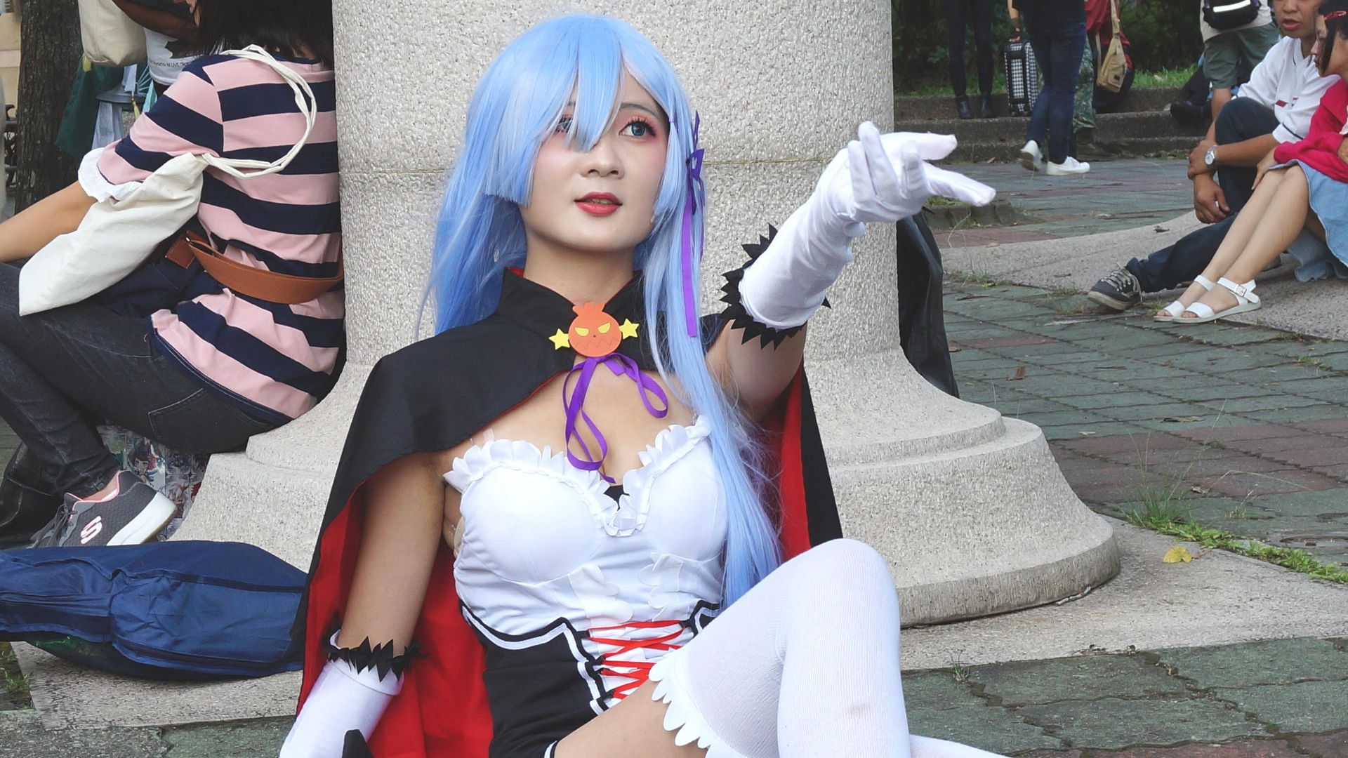 File:RaiRai as Halloween costume Rem at CWT52 20190810b.jpg