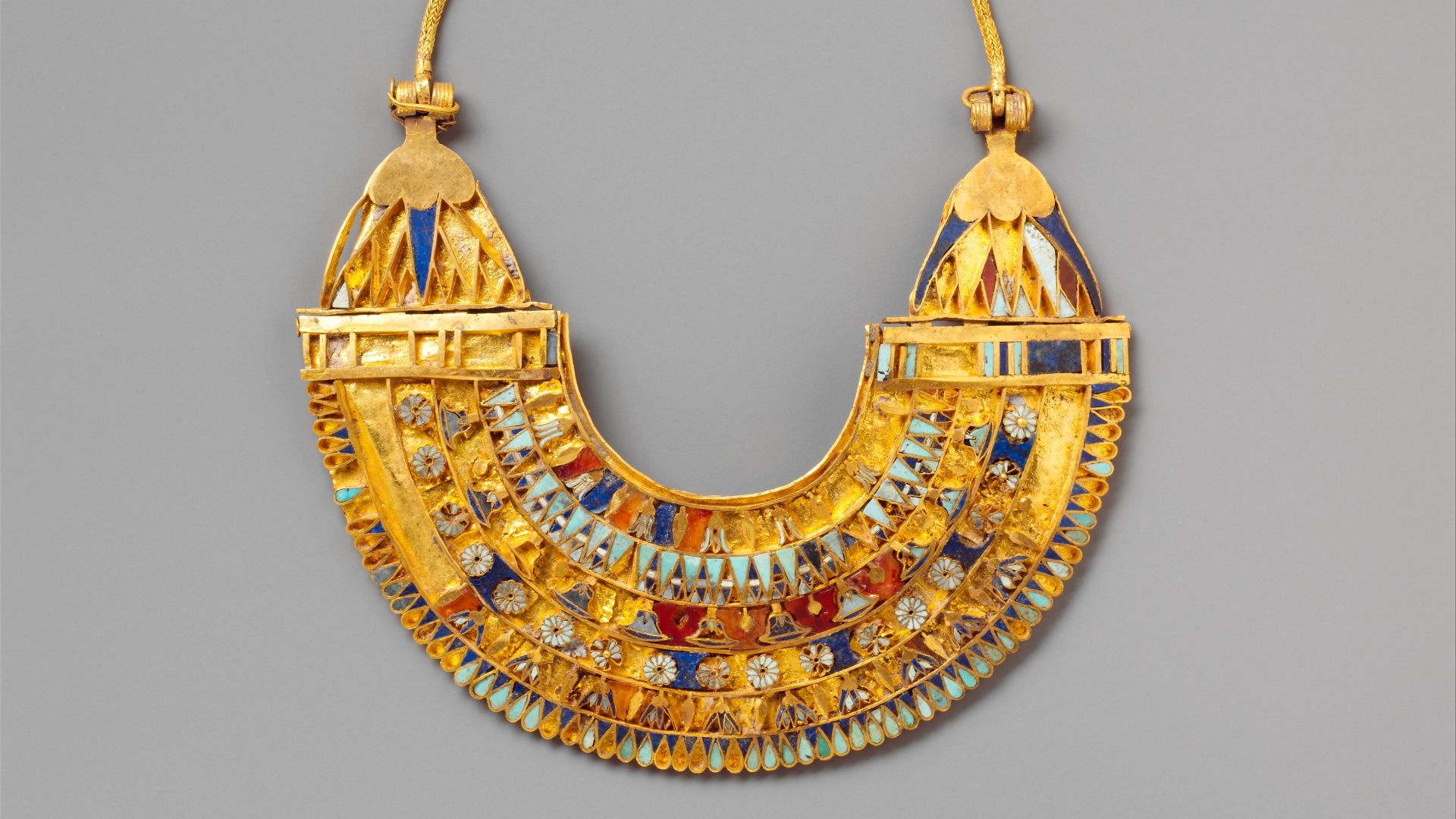 File:Miniature broad collar MET DP139141.jpg