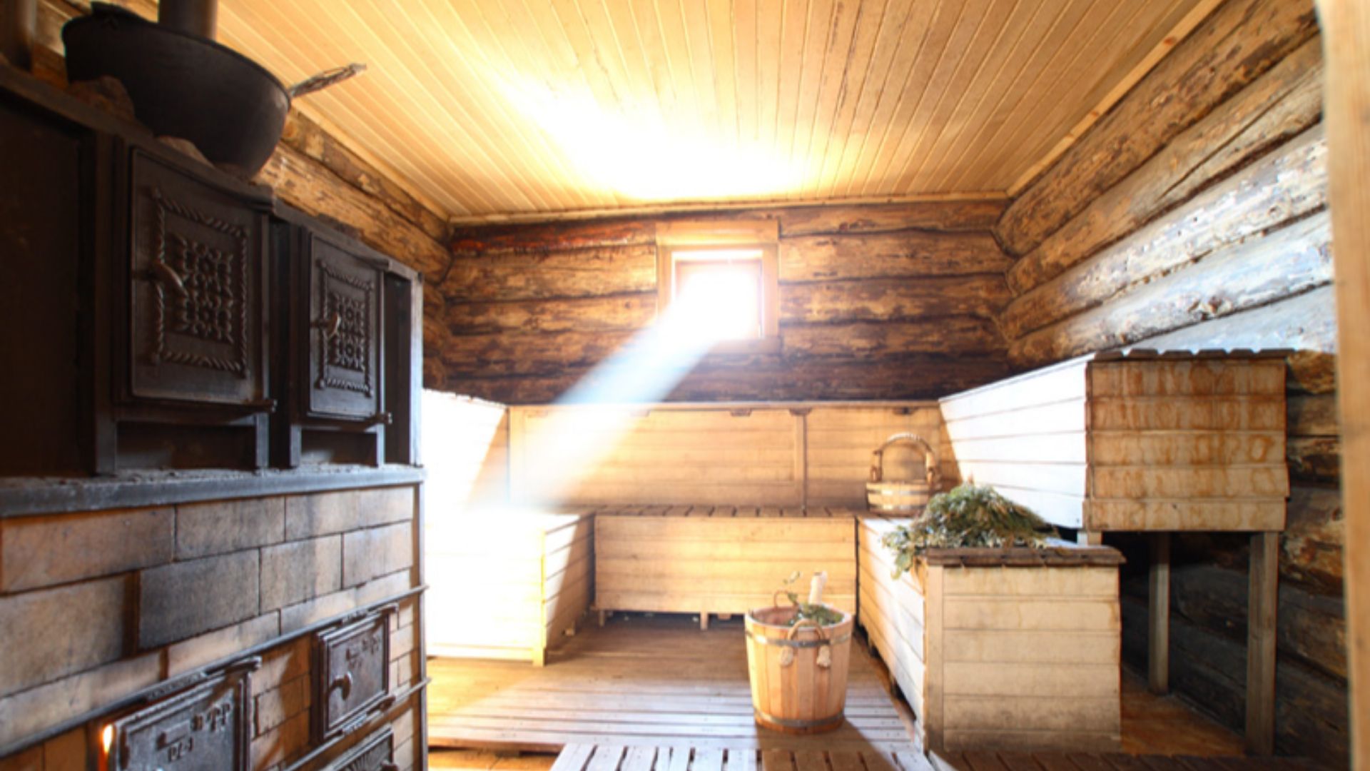 File:Typical Russian Banya.jpg