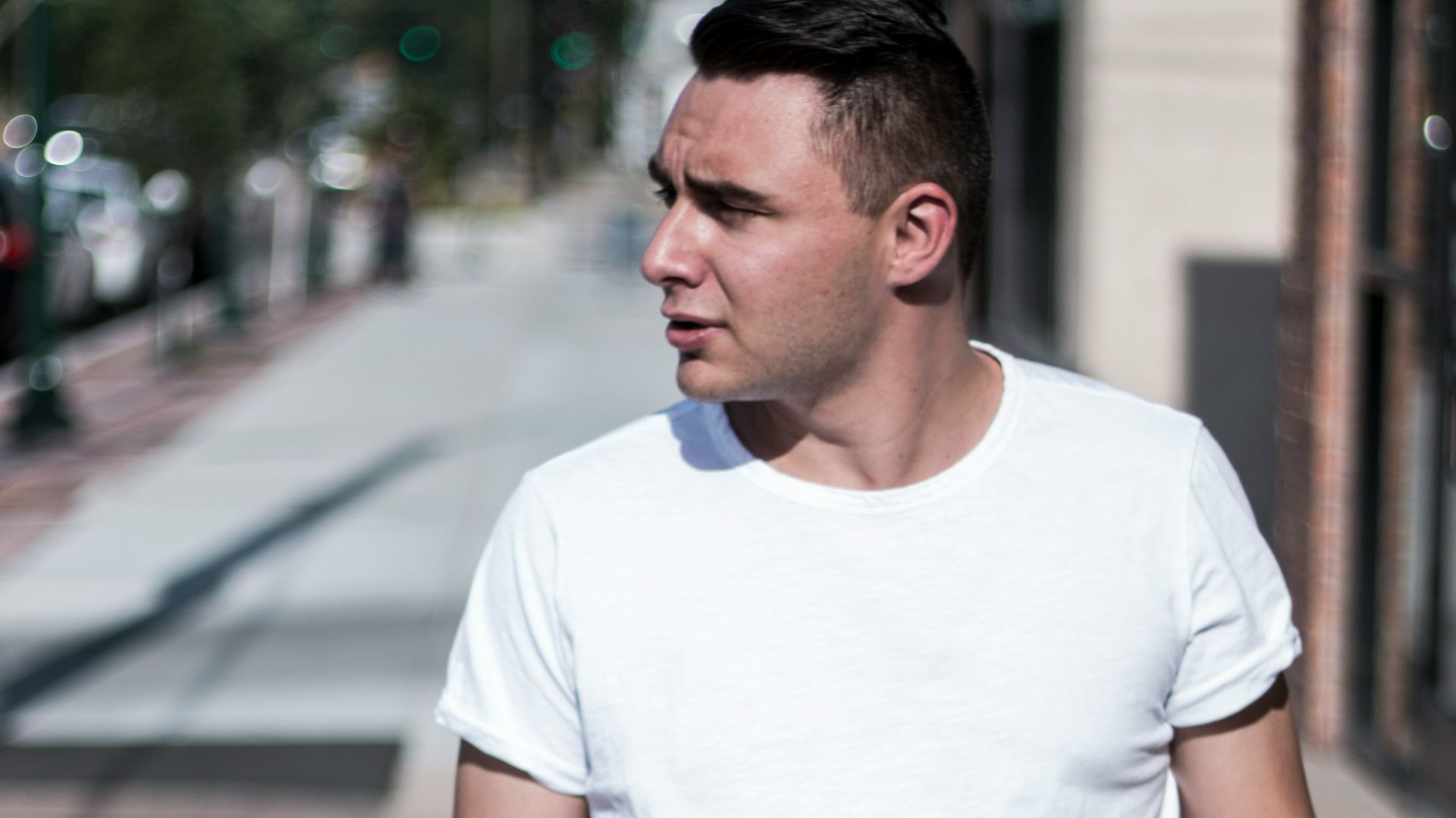 man wearing white t-shirt