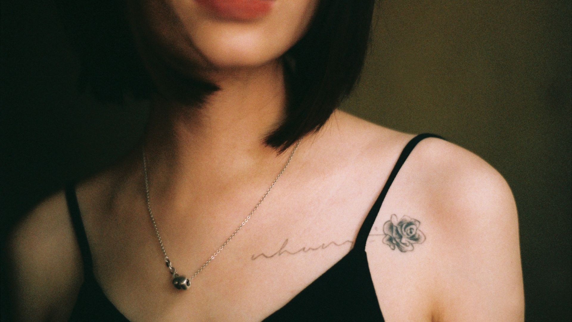 women's black spaghetti strap top