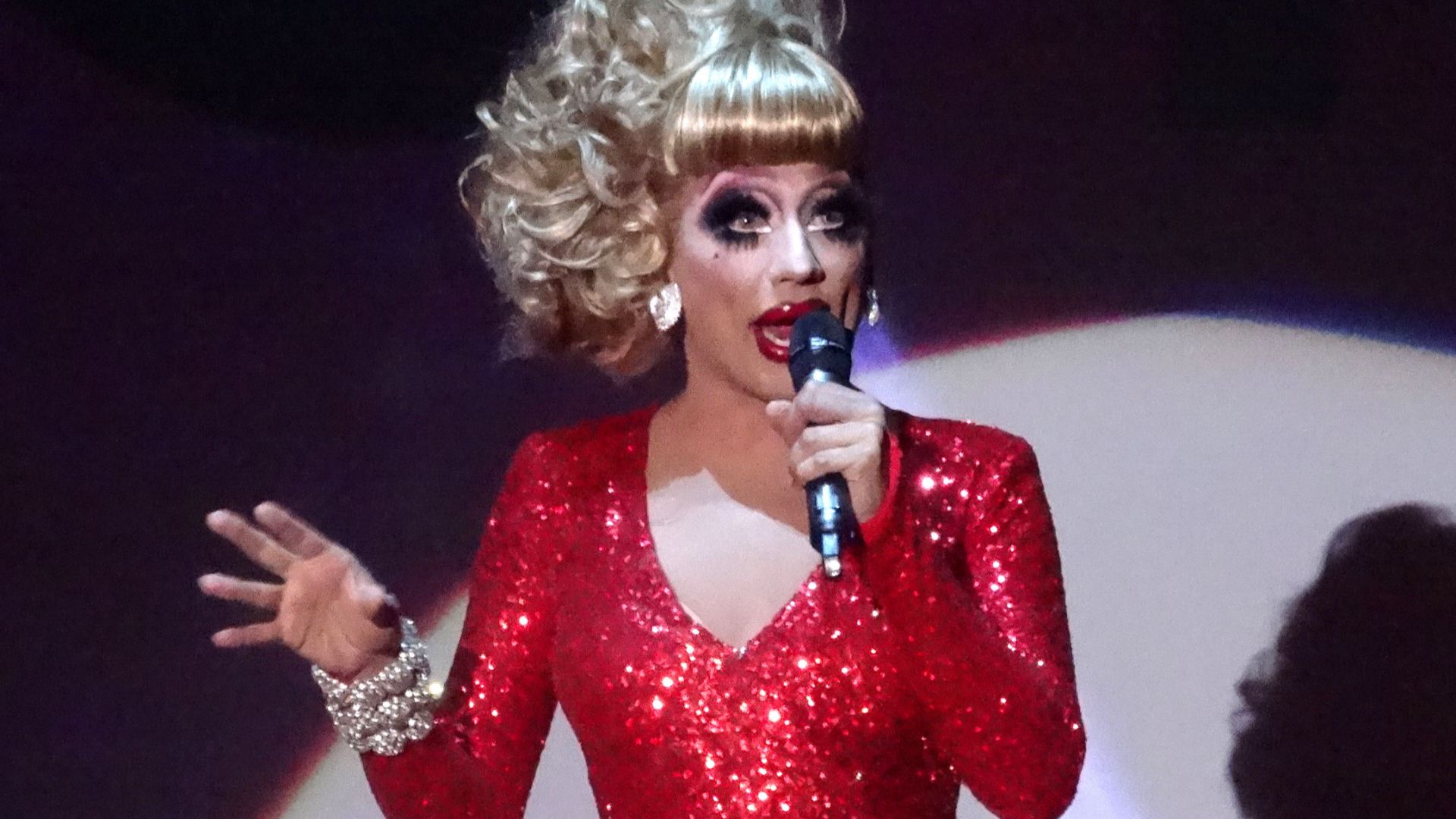File:Bianca Del Rio, Rolodex of Hate Tour, Theater Amsterdam 2015.jpg