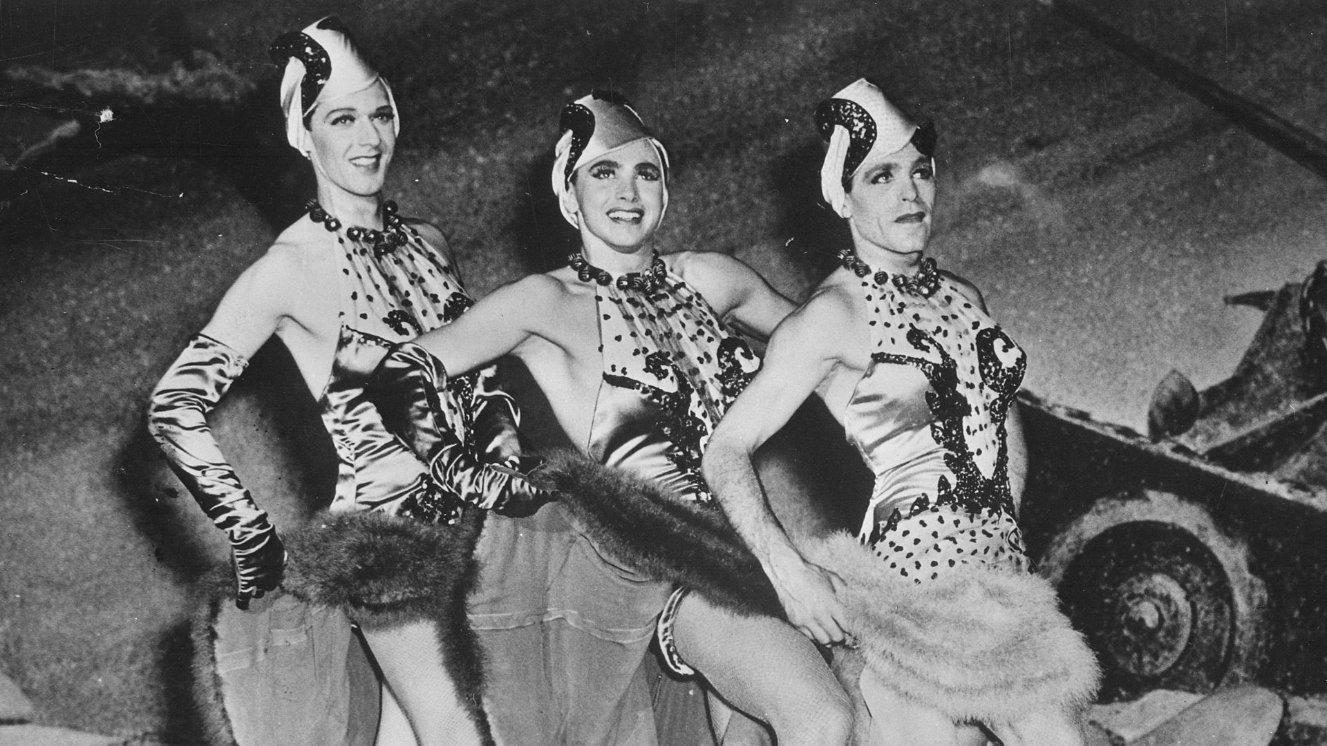 File:This-Is-The-Army gals (Broadway).jpg