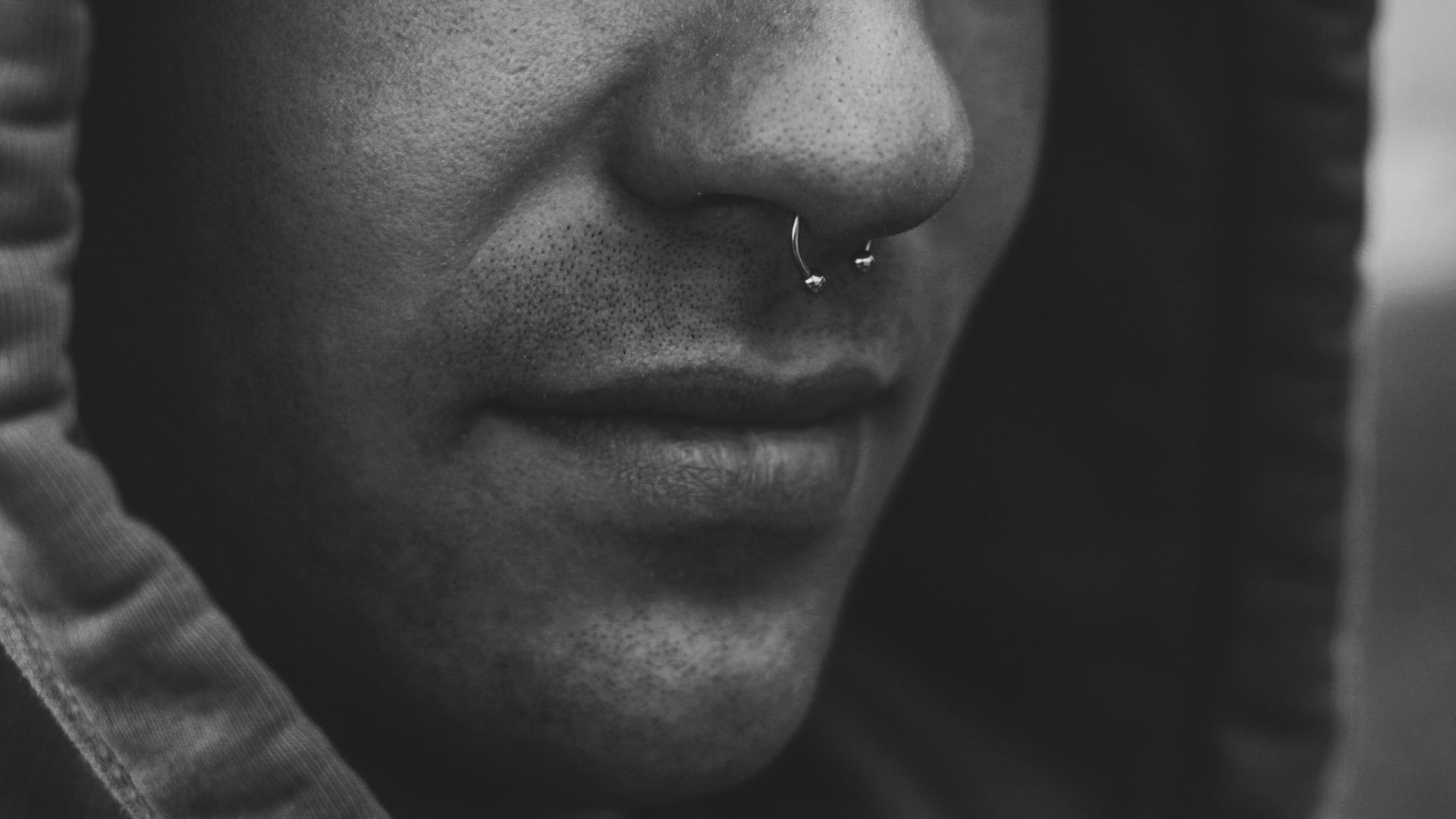 a close up of a man