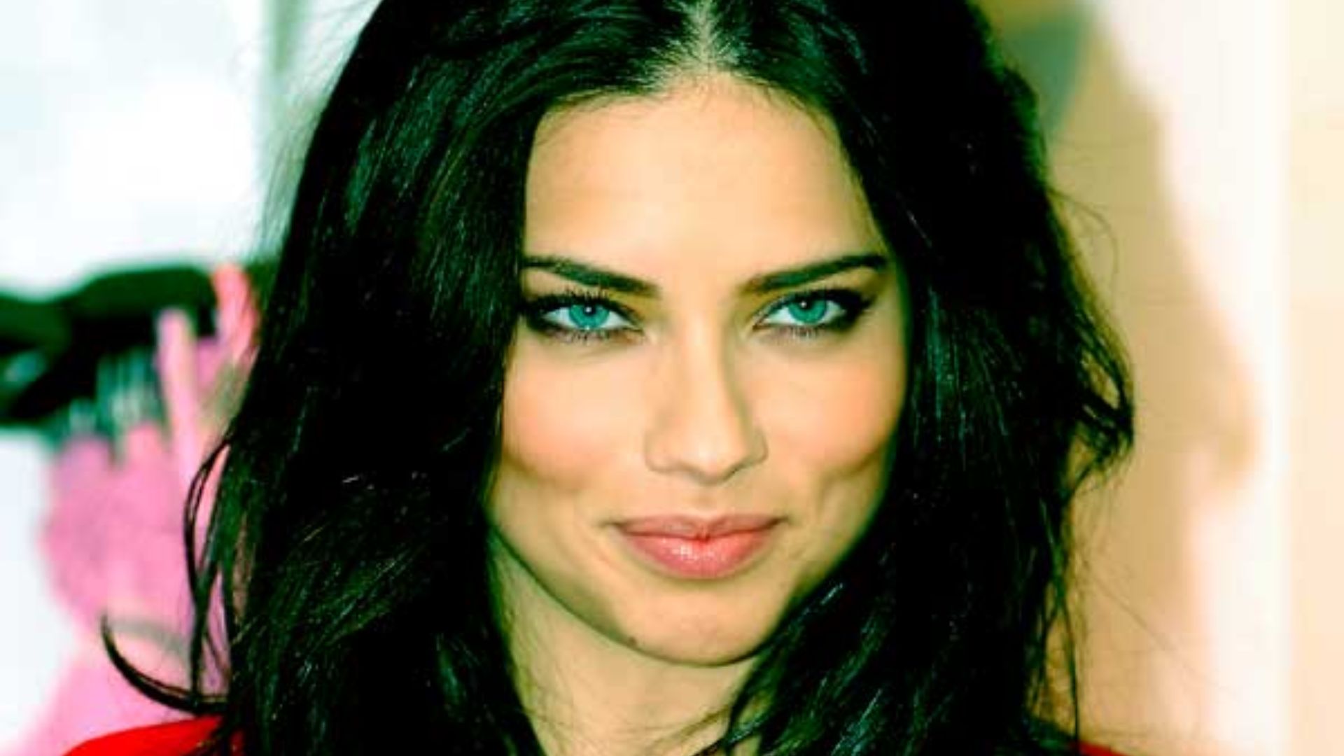 File:Adriana-Lima Chgo 2010-12-10 photoby-Bielawski.jpg