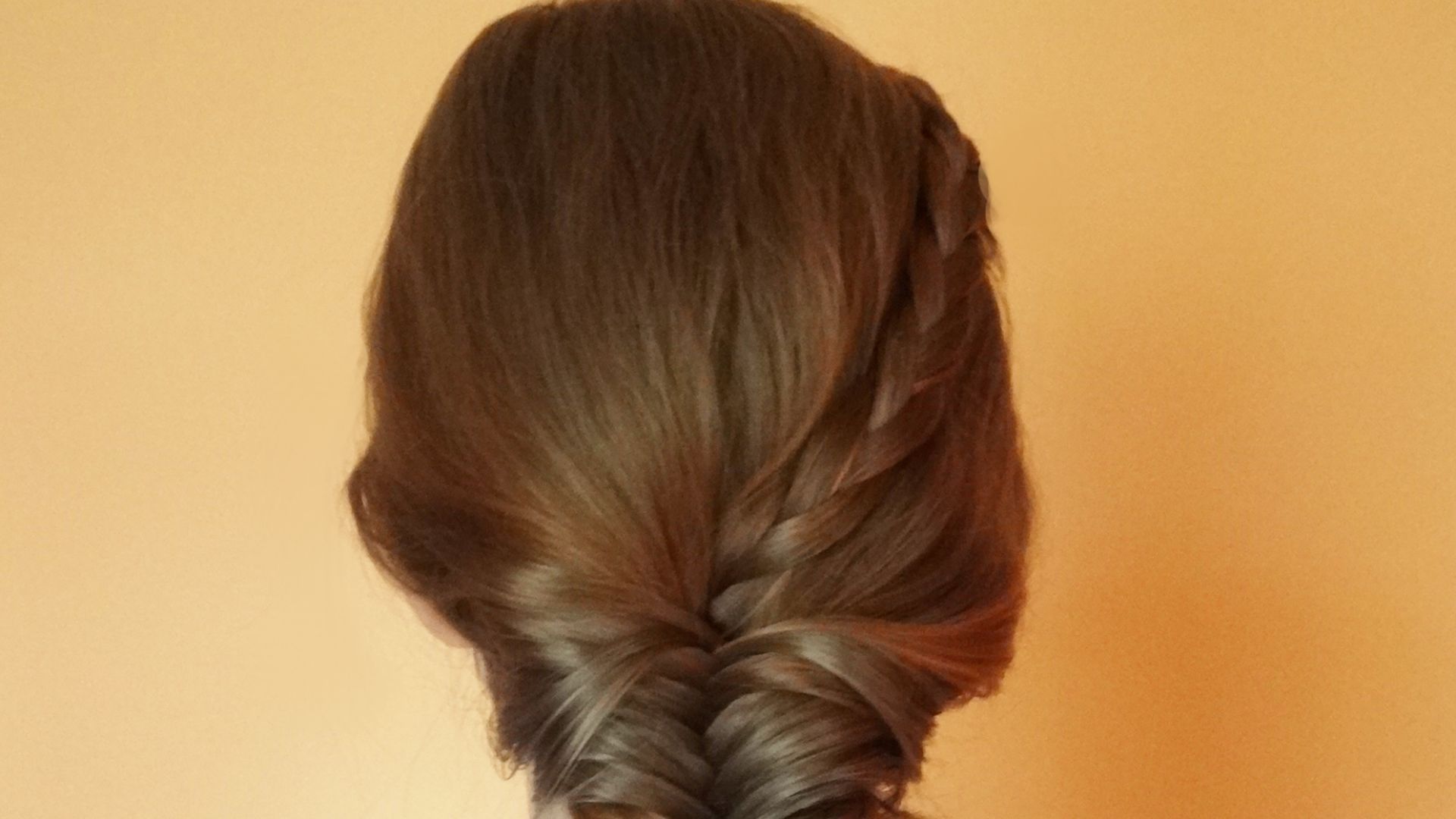 File:Fishtail Braid.JPG