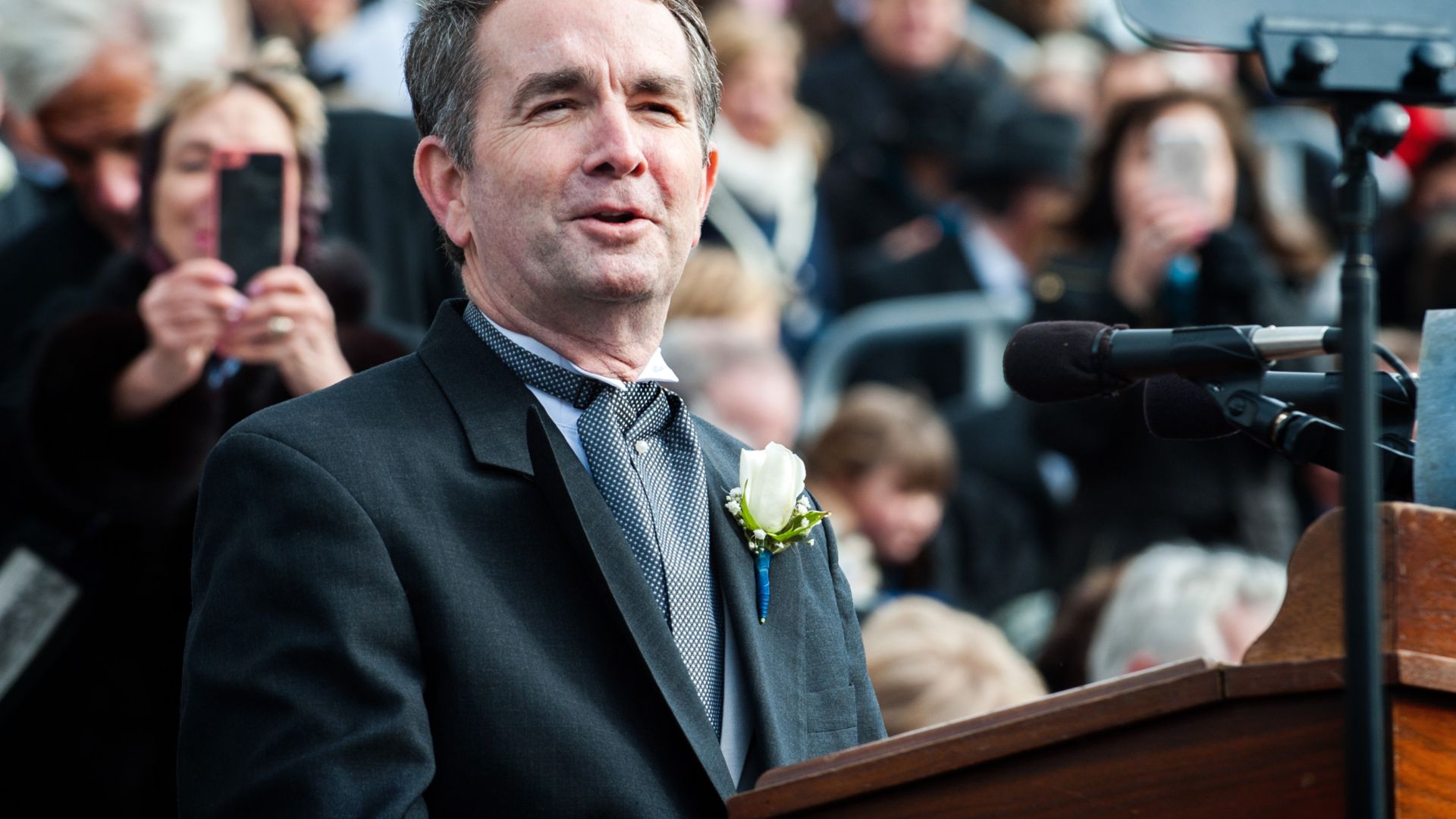 File:Governor Ralph Northam Gives Inaugural Address (39348612584).jpg