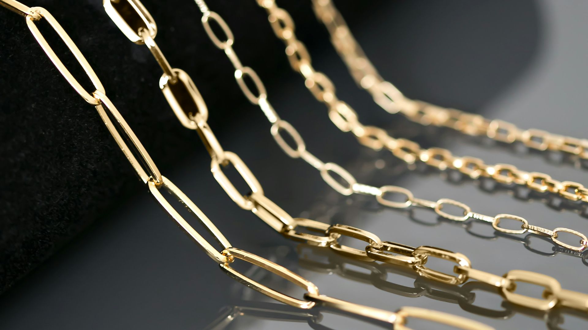 a close-up of a necklace