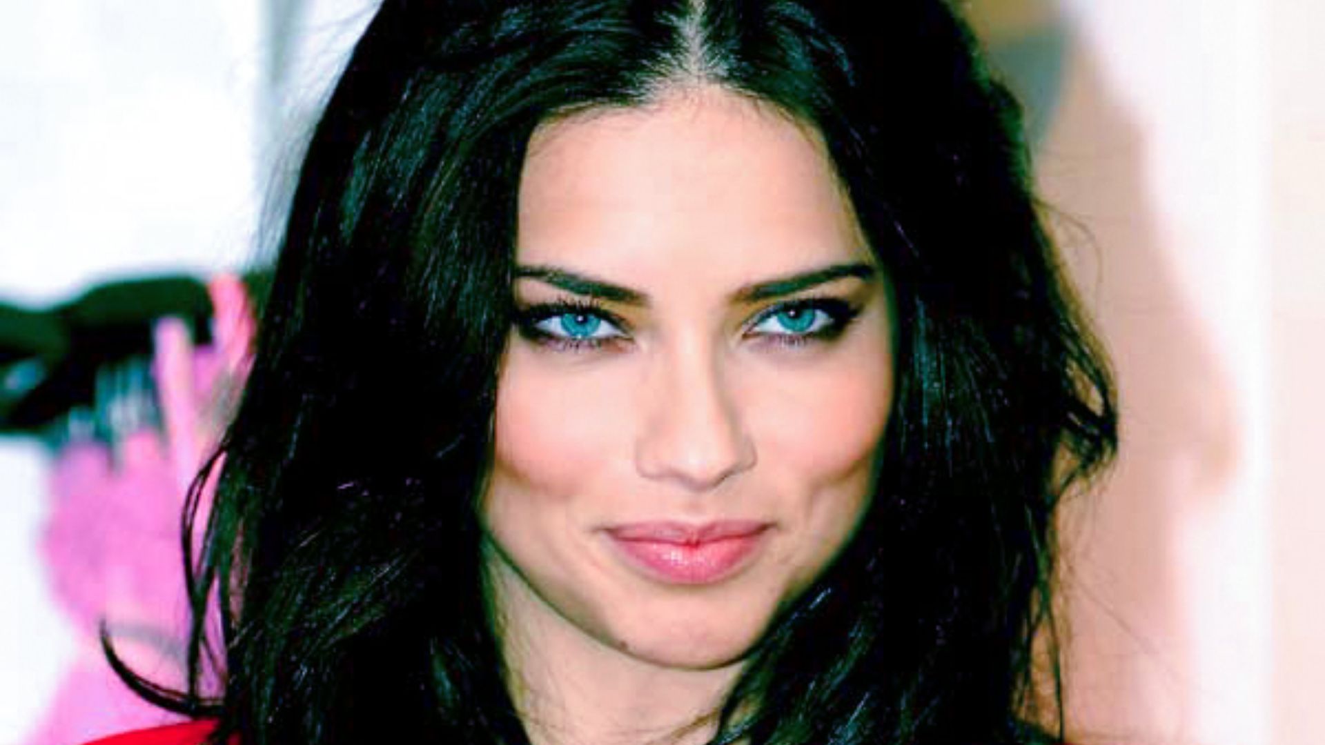 File:Adriana-Lima Chgo 2010 (cropped).jpg