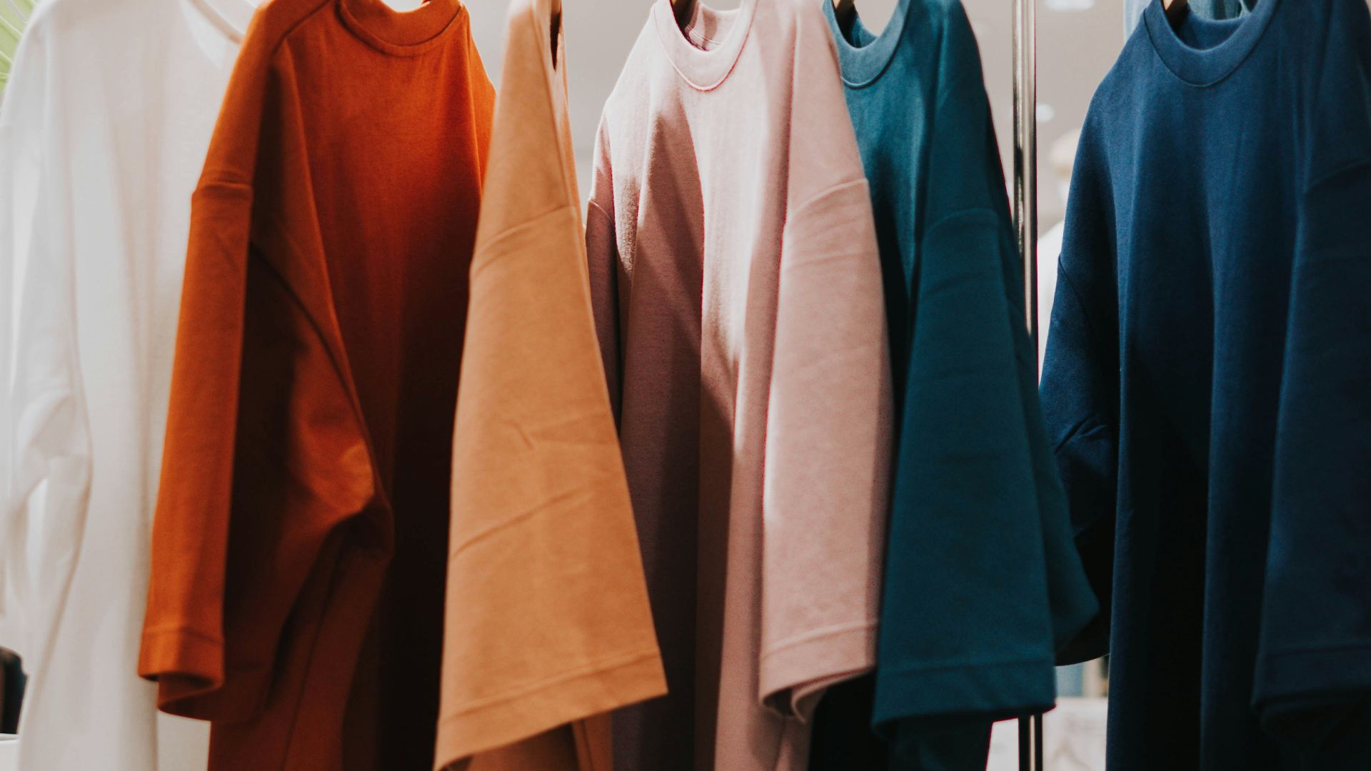 blue and white long sleeve shirt