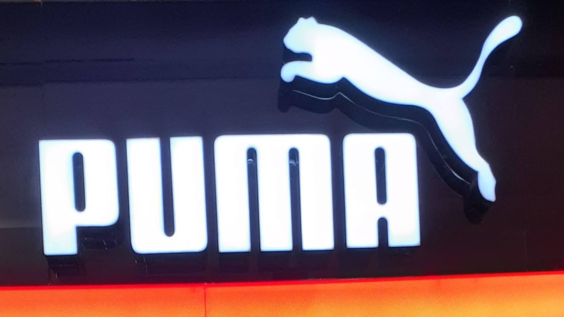File:Puma (brand) multinational shoe and sportswear.jpg