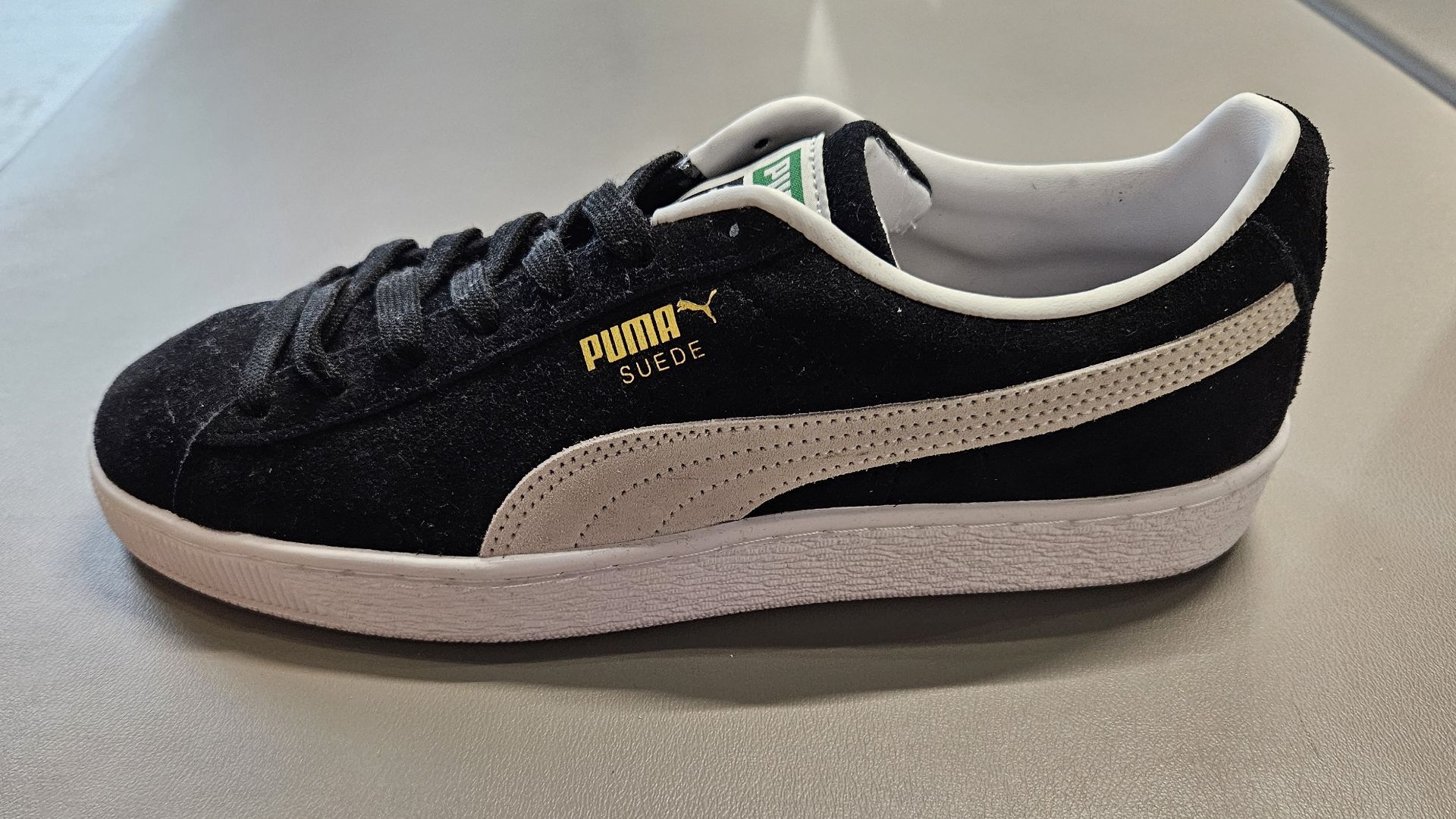 File:Puma Suede.jpg