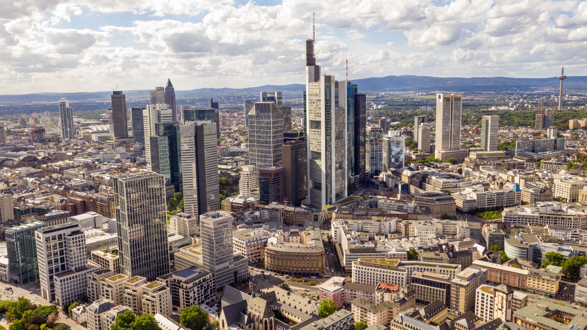File:Frankfurt Main August 2020 1.jpg