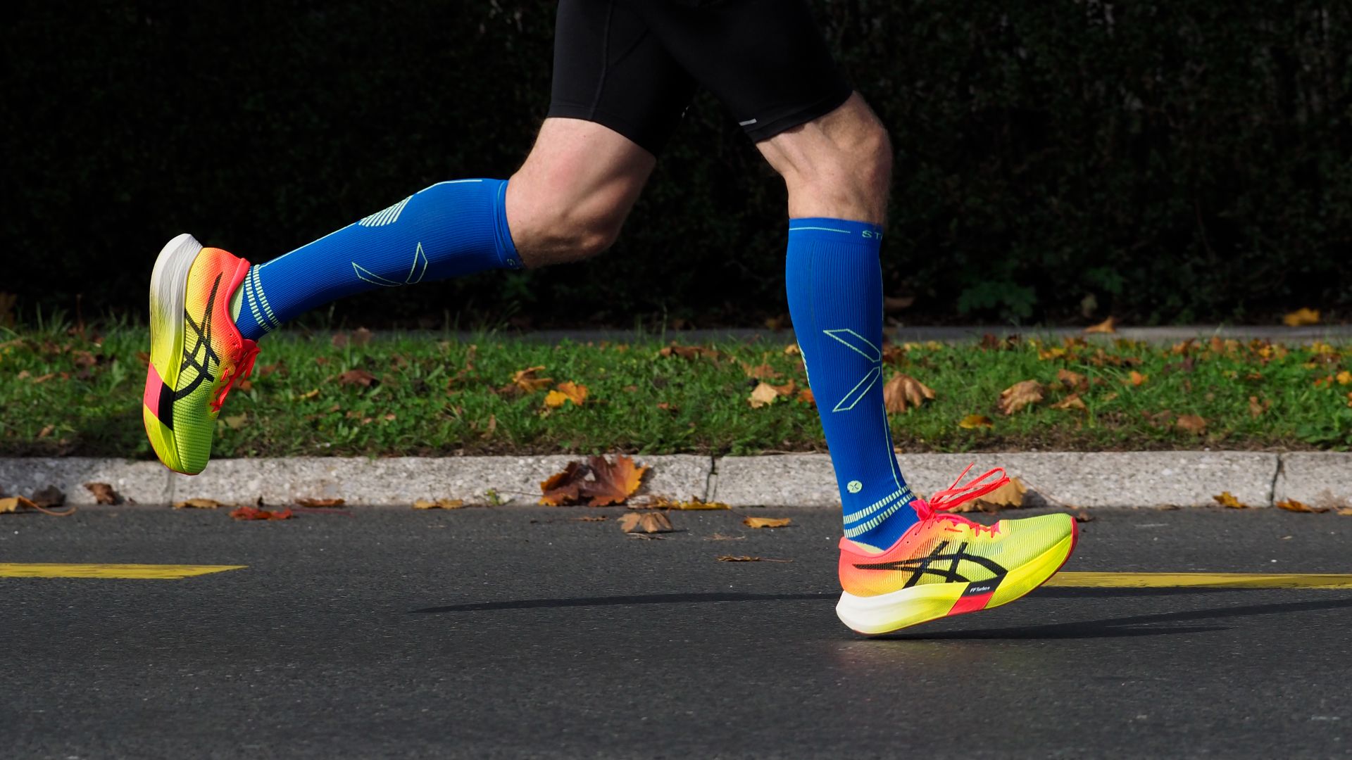 File:Human running gait - terminal swing to heel strike (runner with Asics Metaspeed Edge Paris - 2024 Ljubljana Marathon).jpg