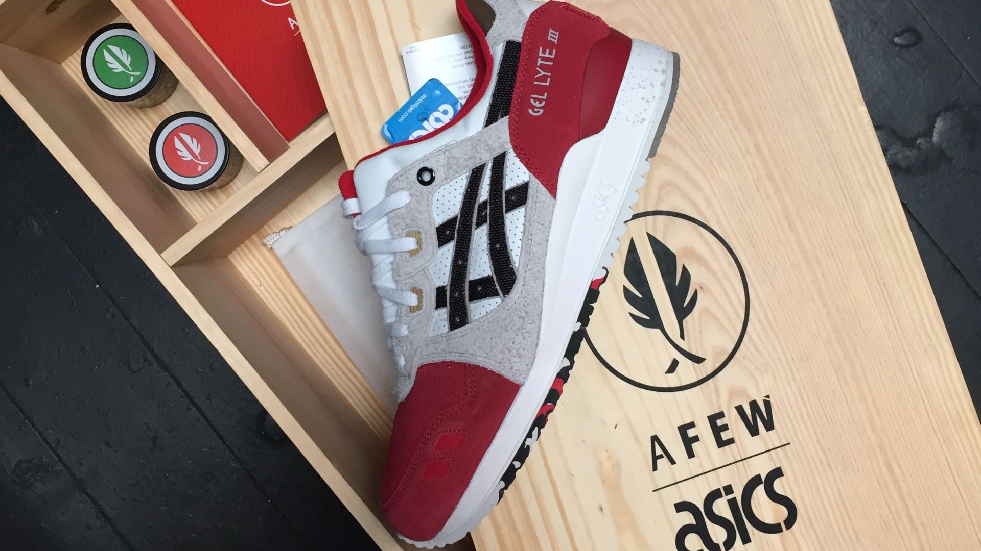 File:ASICS x Afew Gel Lyte III 'Koi'.jpg