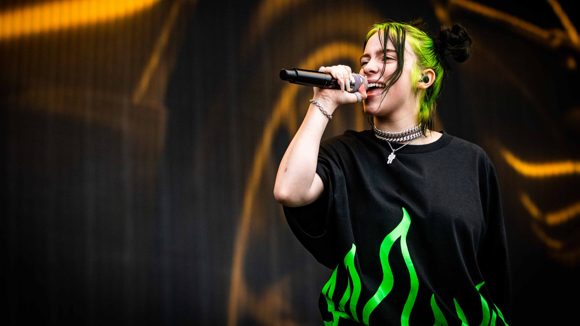 File:Billie Eilish at Pukkelpop Festival - 18 AUGUST 2019 (01).jpg
