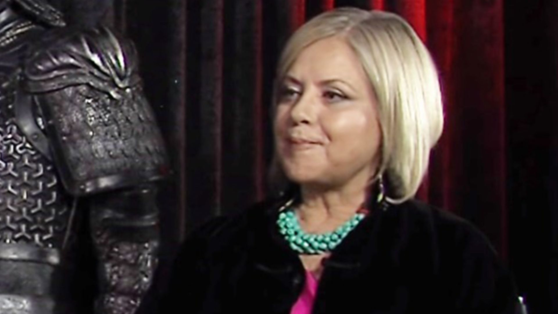 File:Mayes Rubeo en Dulce Osuna.jpg