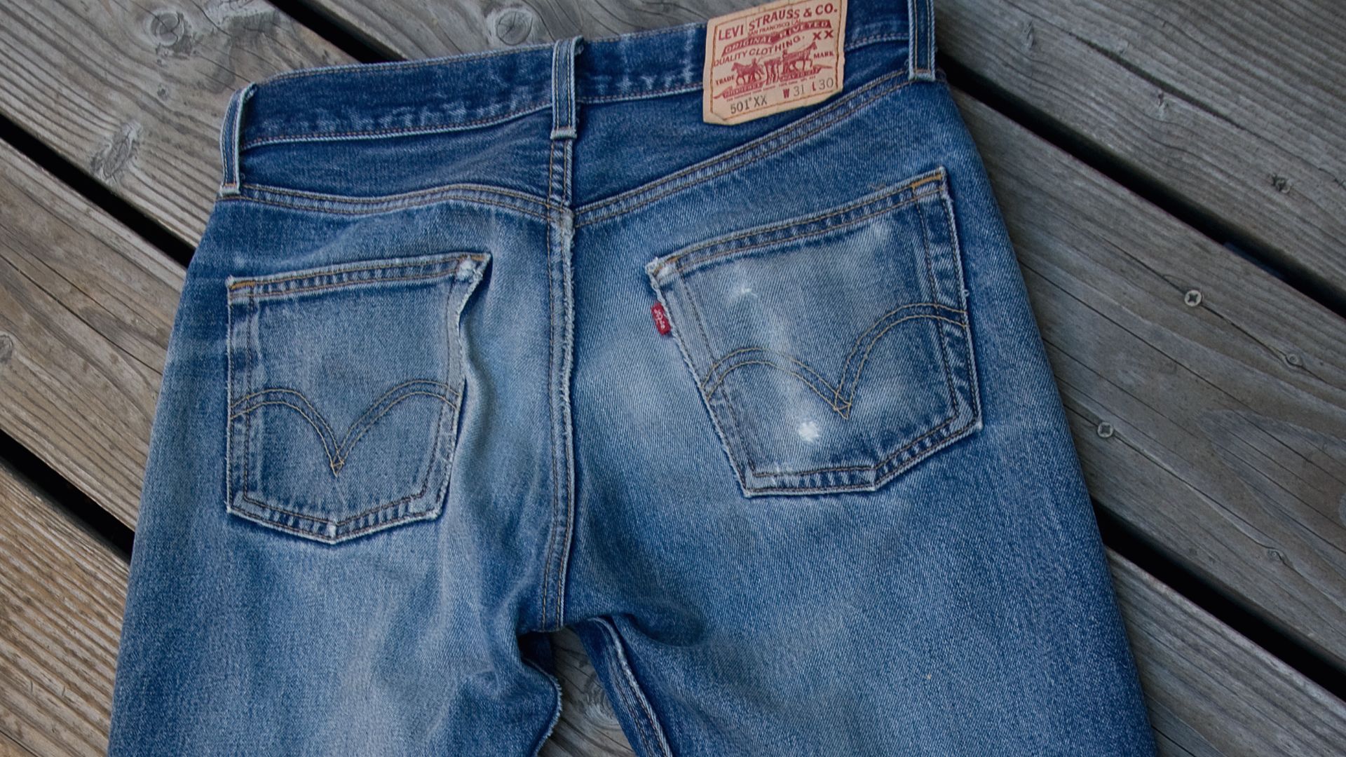 File:Levi's 501 raw jeans.jpg