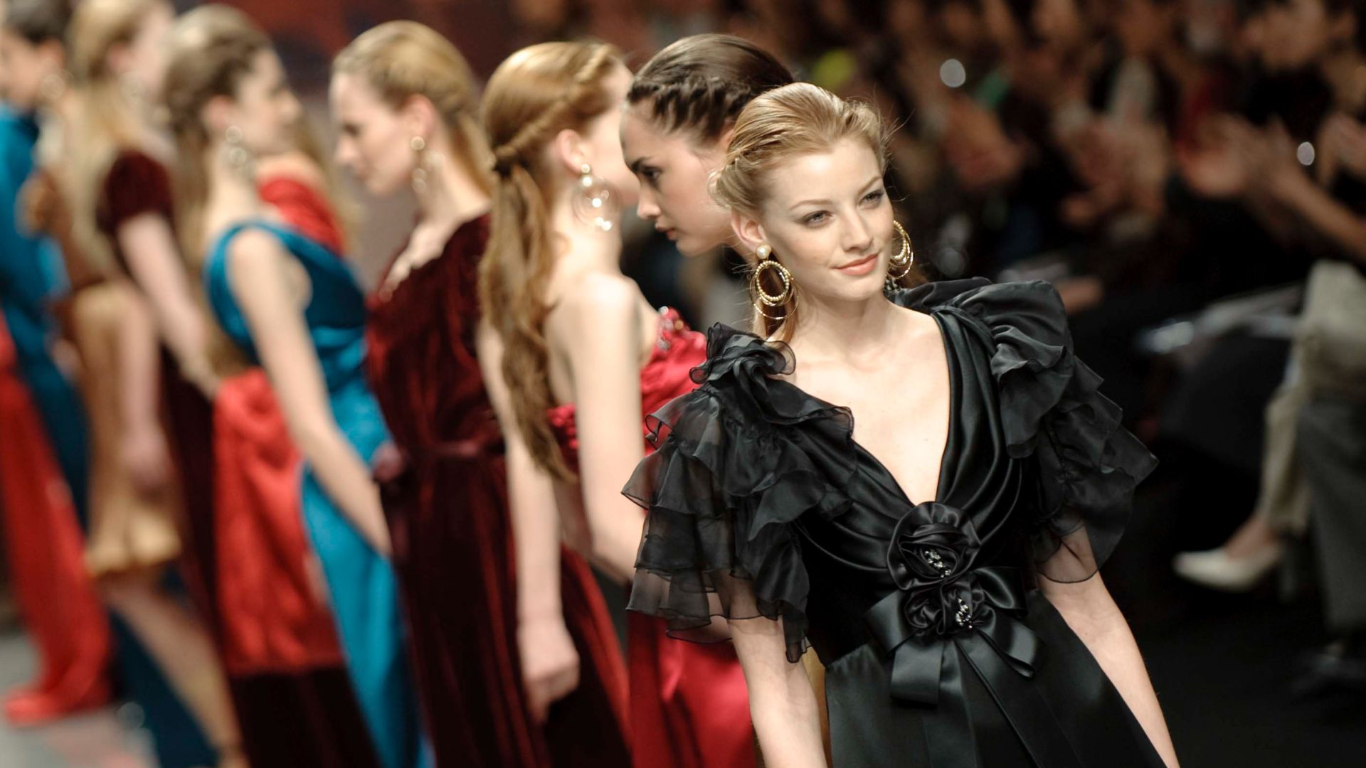 File:Tokyo Fashion Week 2010.jpg