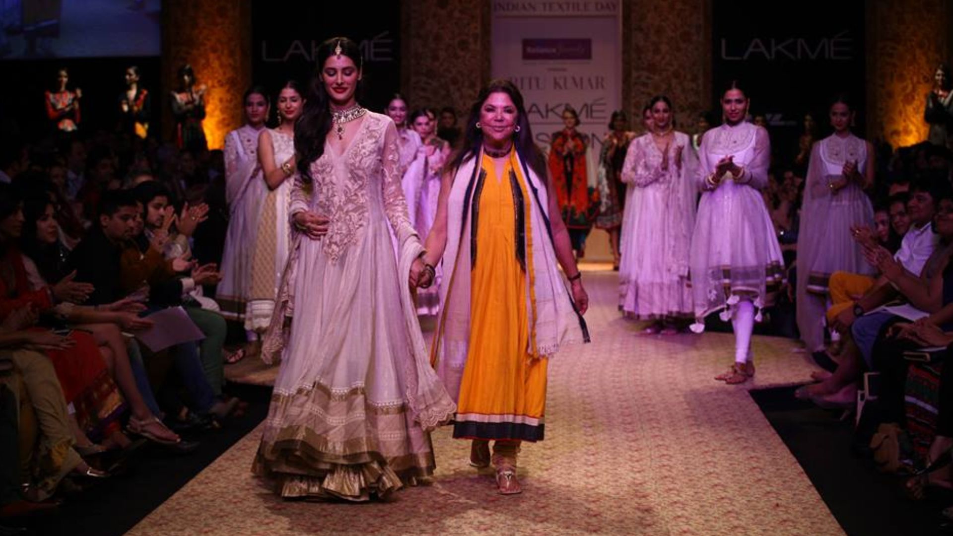 File:Nargis Fakhri in Ritu Kumar at Lakme Fashion Week at Grand Hyatt Mumbai, by SouBoyy, Sourendra Kumar Das..jpg