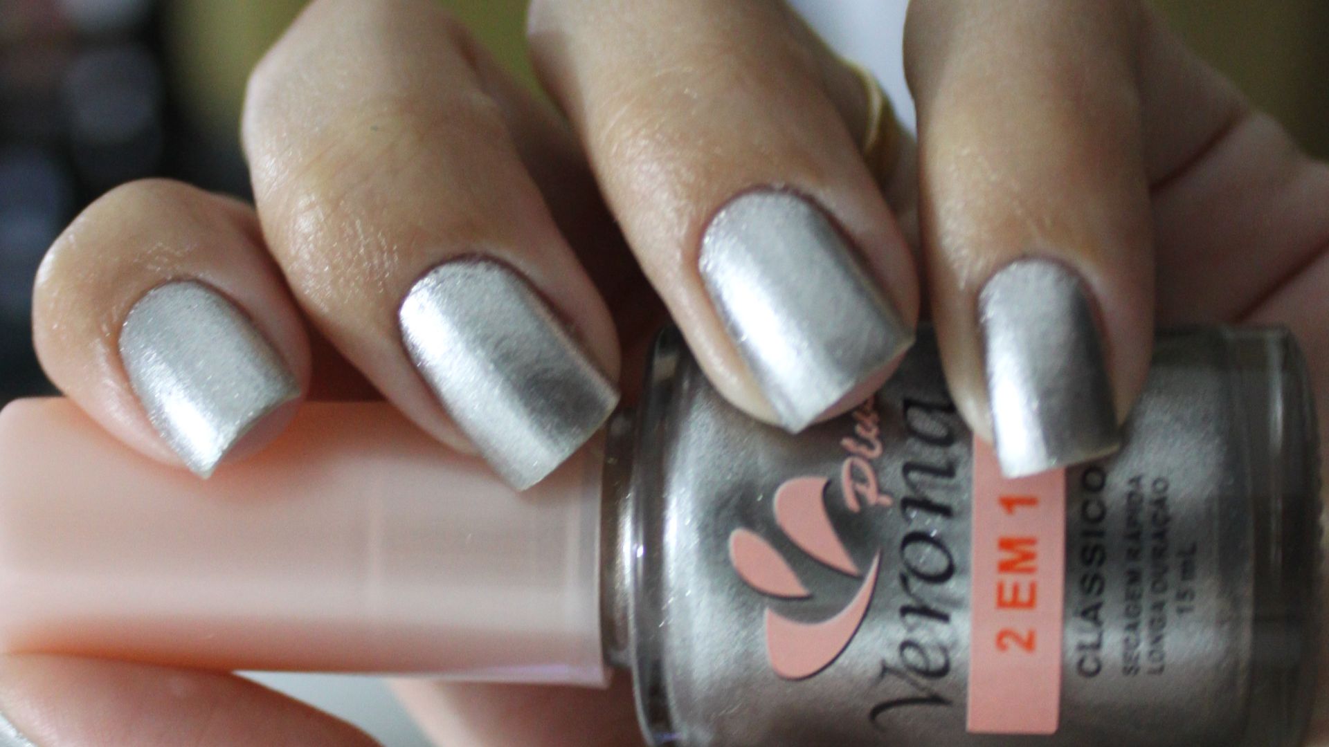 File:Metallic Nails (6292984337).jpg