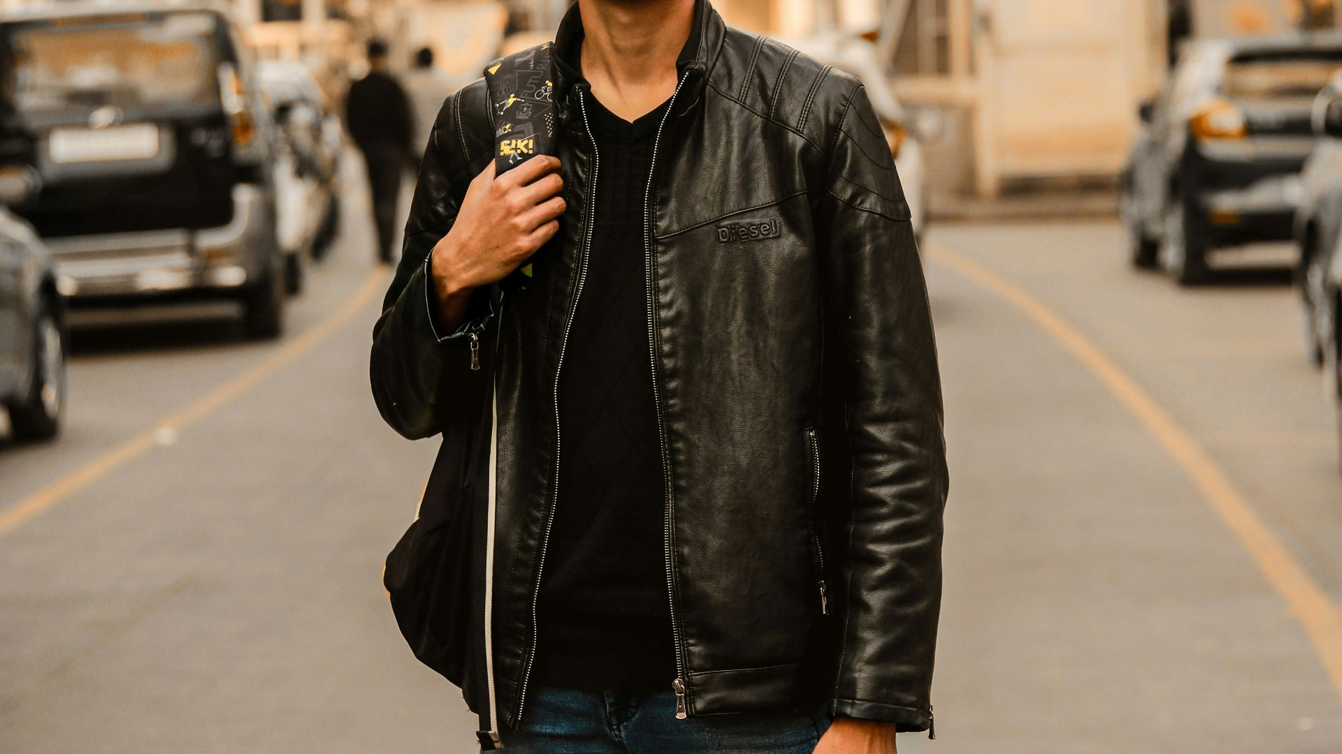 men's black leather zip-up jacket