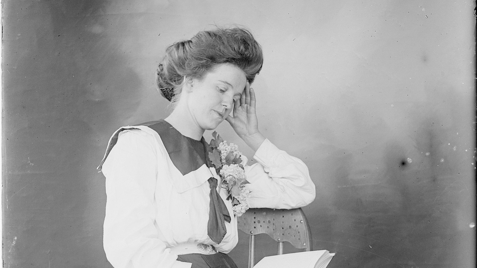 File:Historic Fashion - 1910s - 49233107183.jpg