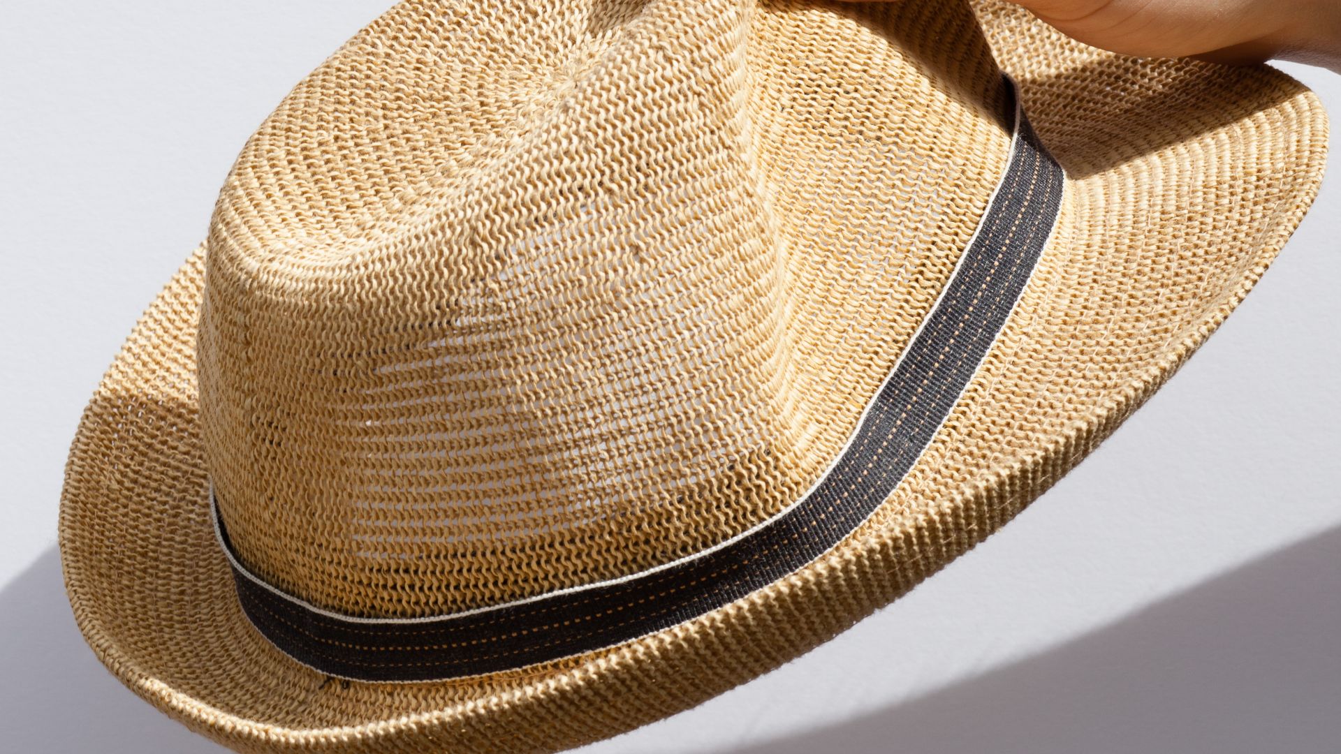 File:Mens straw sun hat.jpg