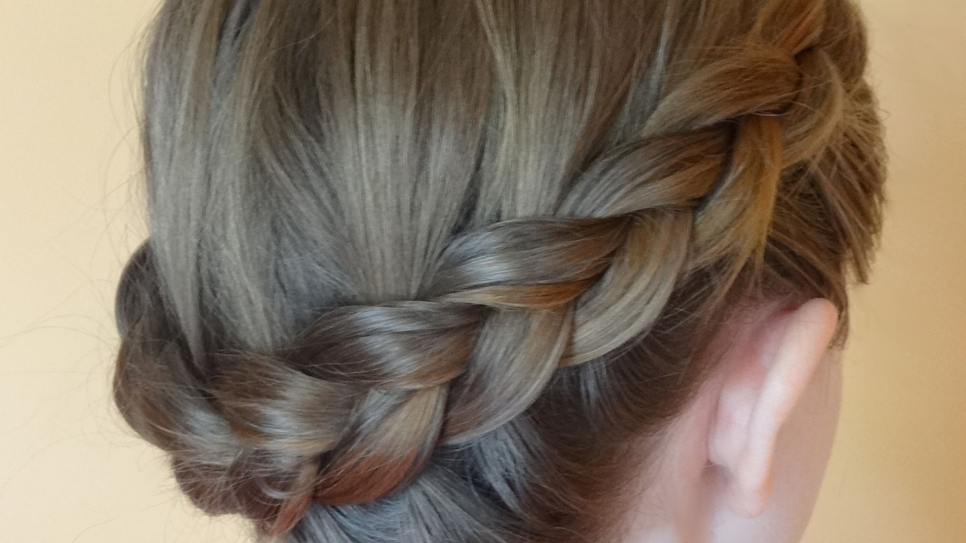 File:Dutch Crown Braid.JPG