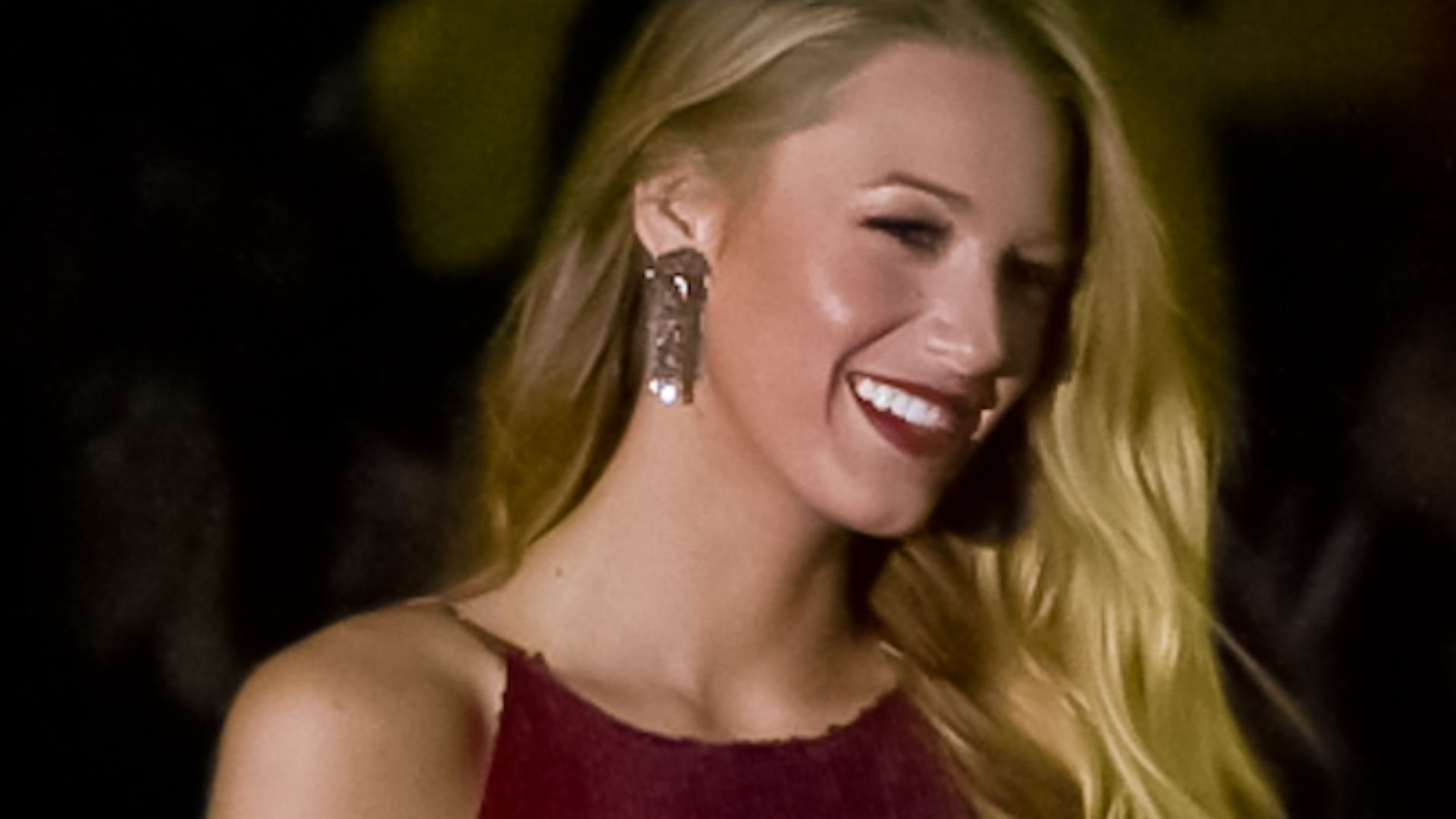File:Blake Lively 2010-tweaked.jpg