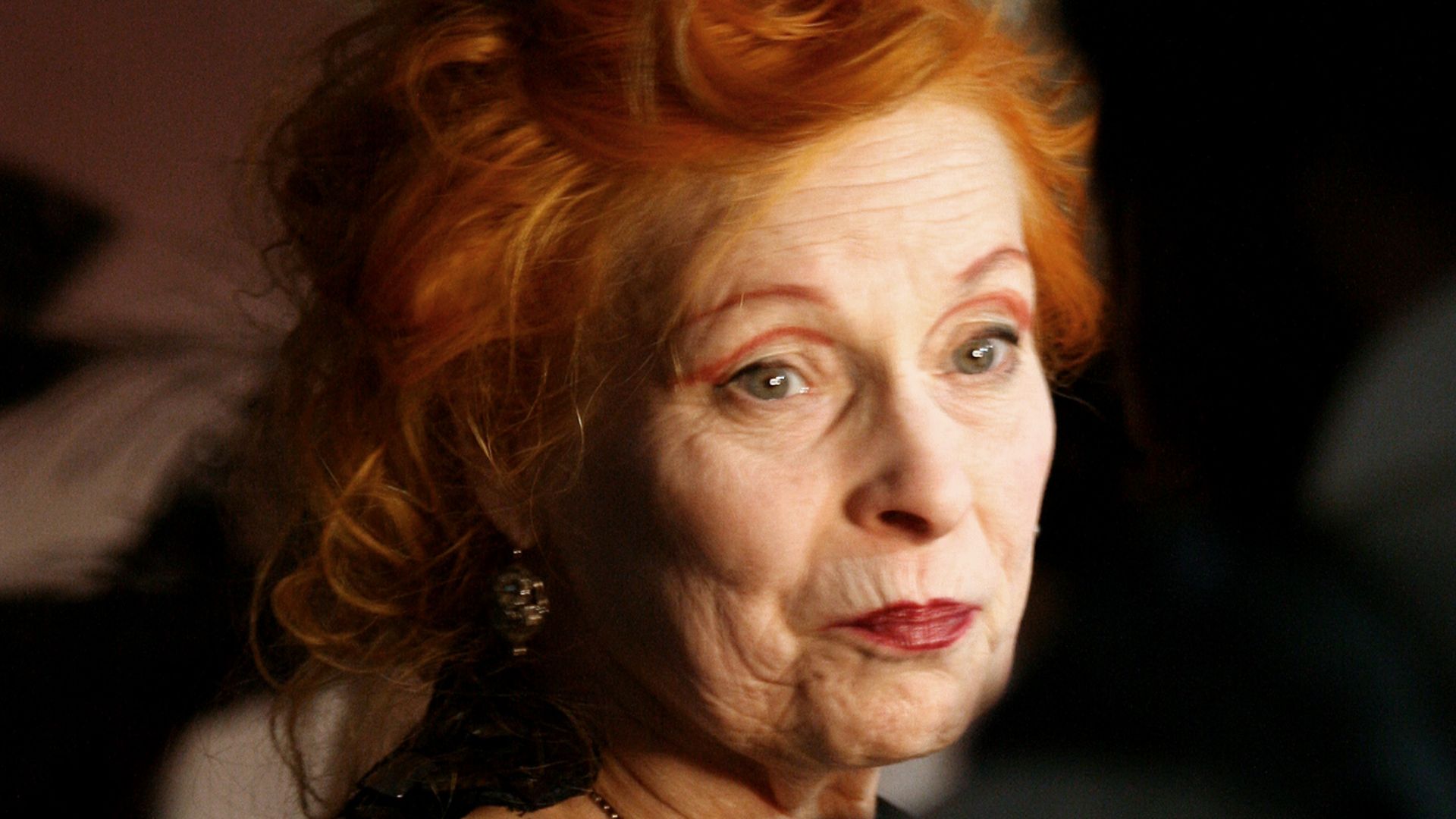 File:Vivienne Westwood Life Ball 2011 a.jpg