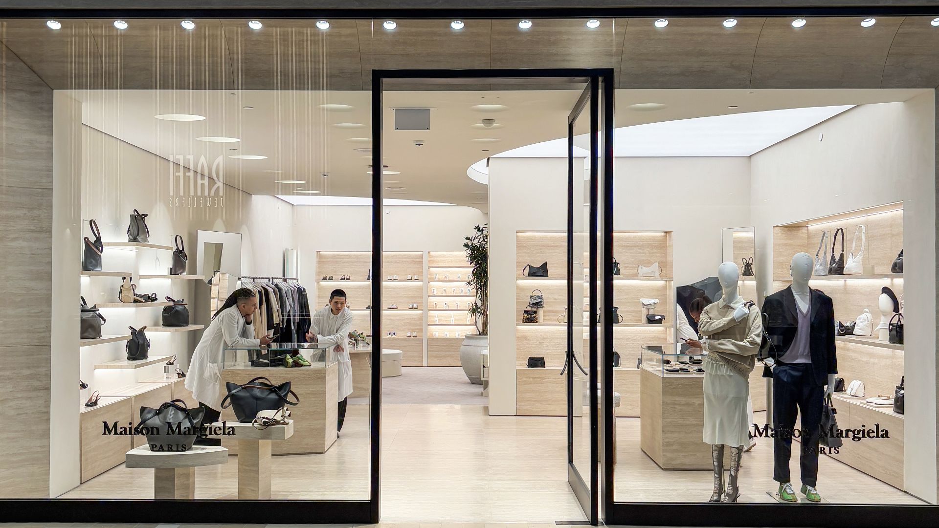 File:Maison Margiela in Yorkdale Mall.jpg