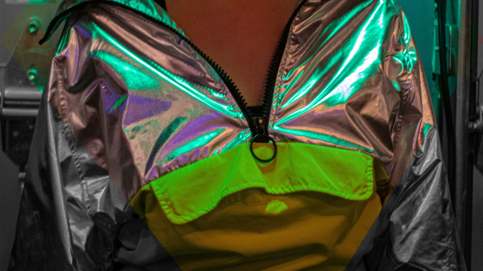 woman wearing gray jacket