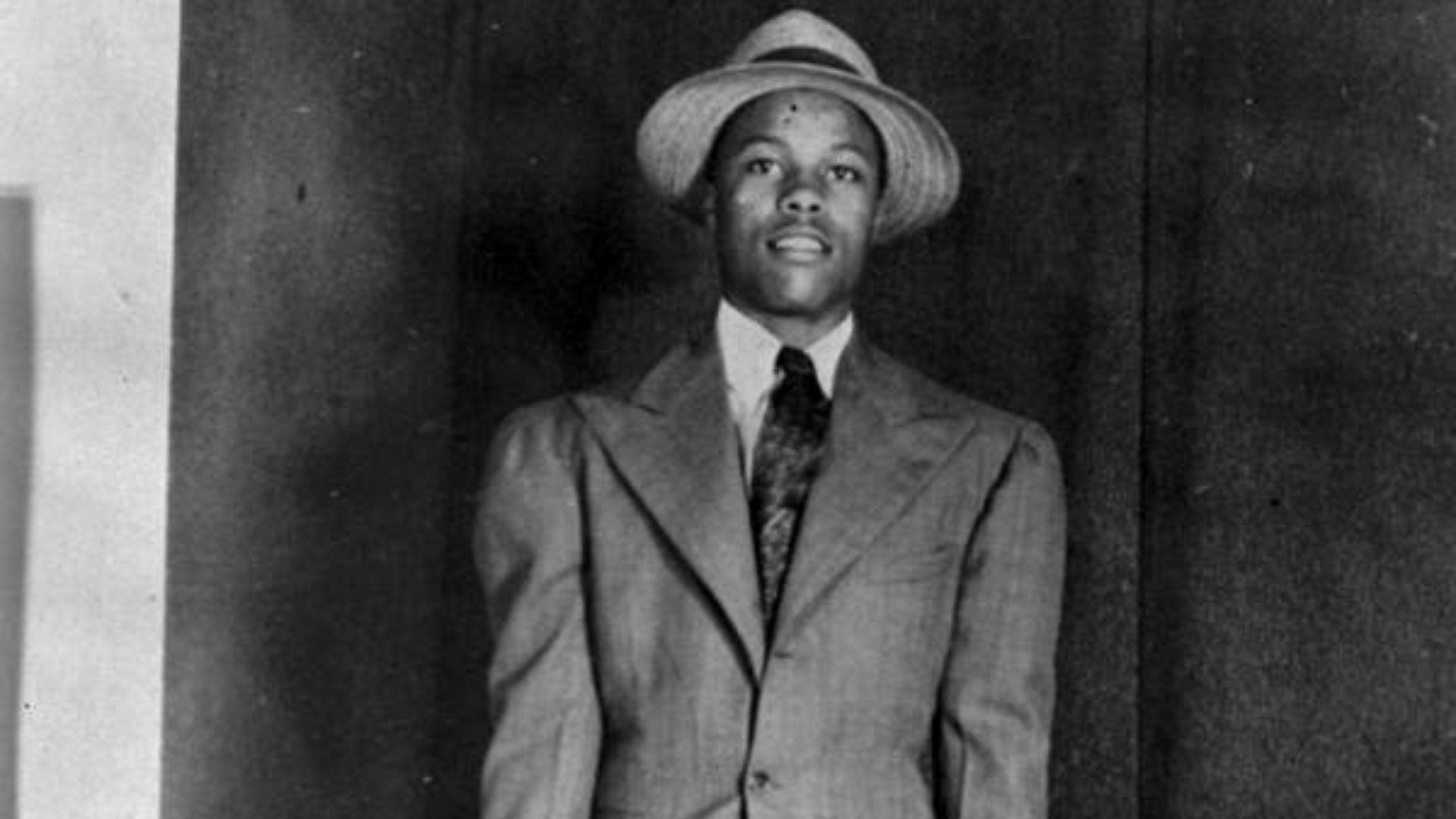 File:Rayfield McGhee in a zoot suit- Tallahassee, Florida (6298592762).jpg