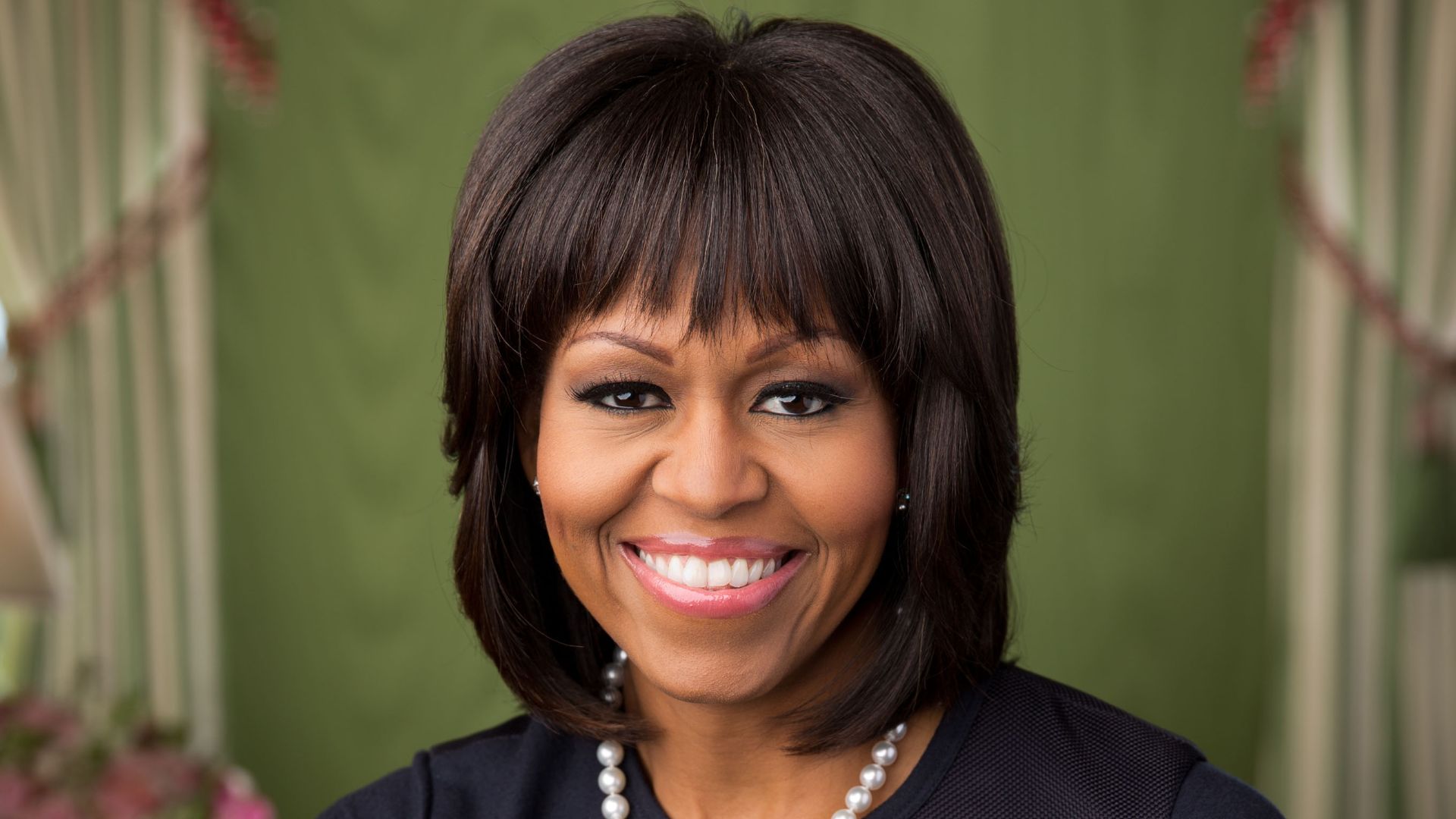 File:Michelle Obama 2013 official portrait.jpg