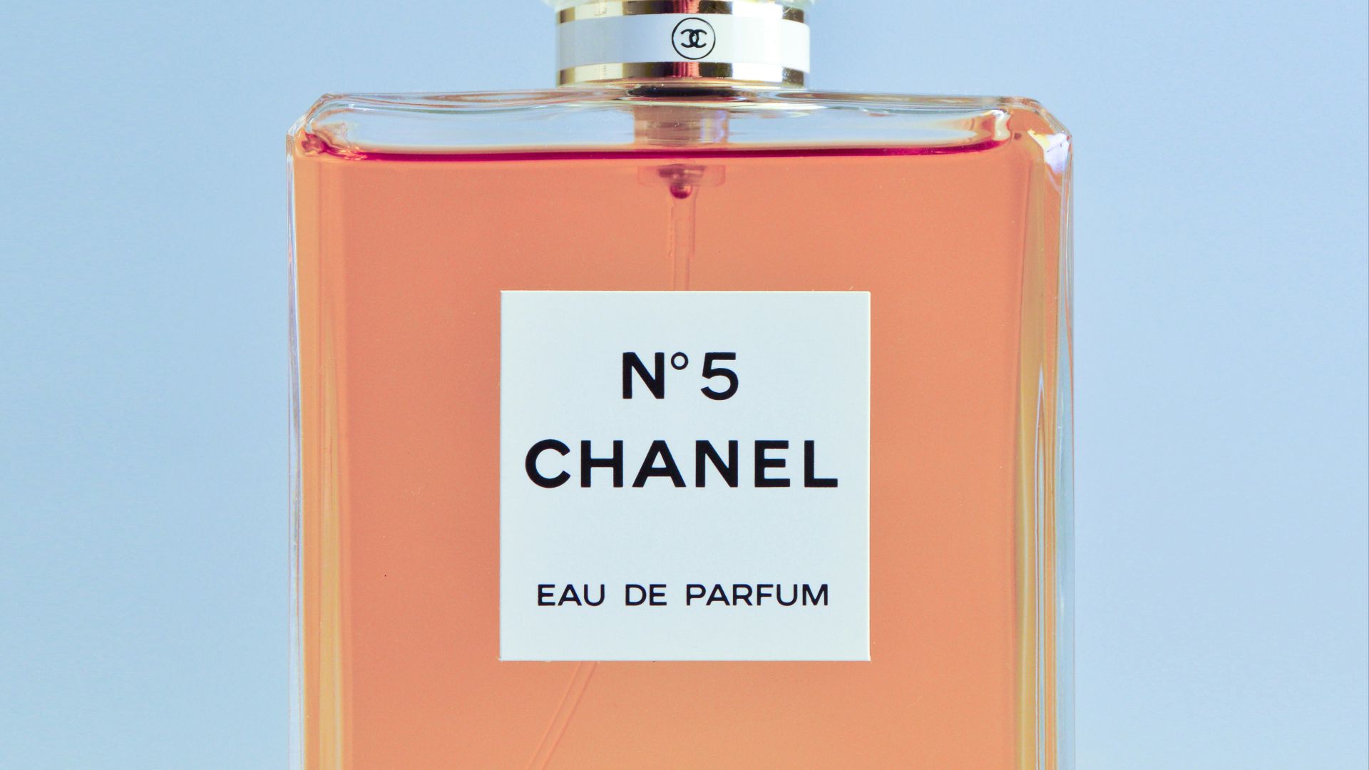 N5 Chanel eau de parfum spray bottle