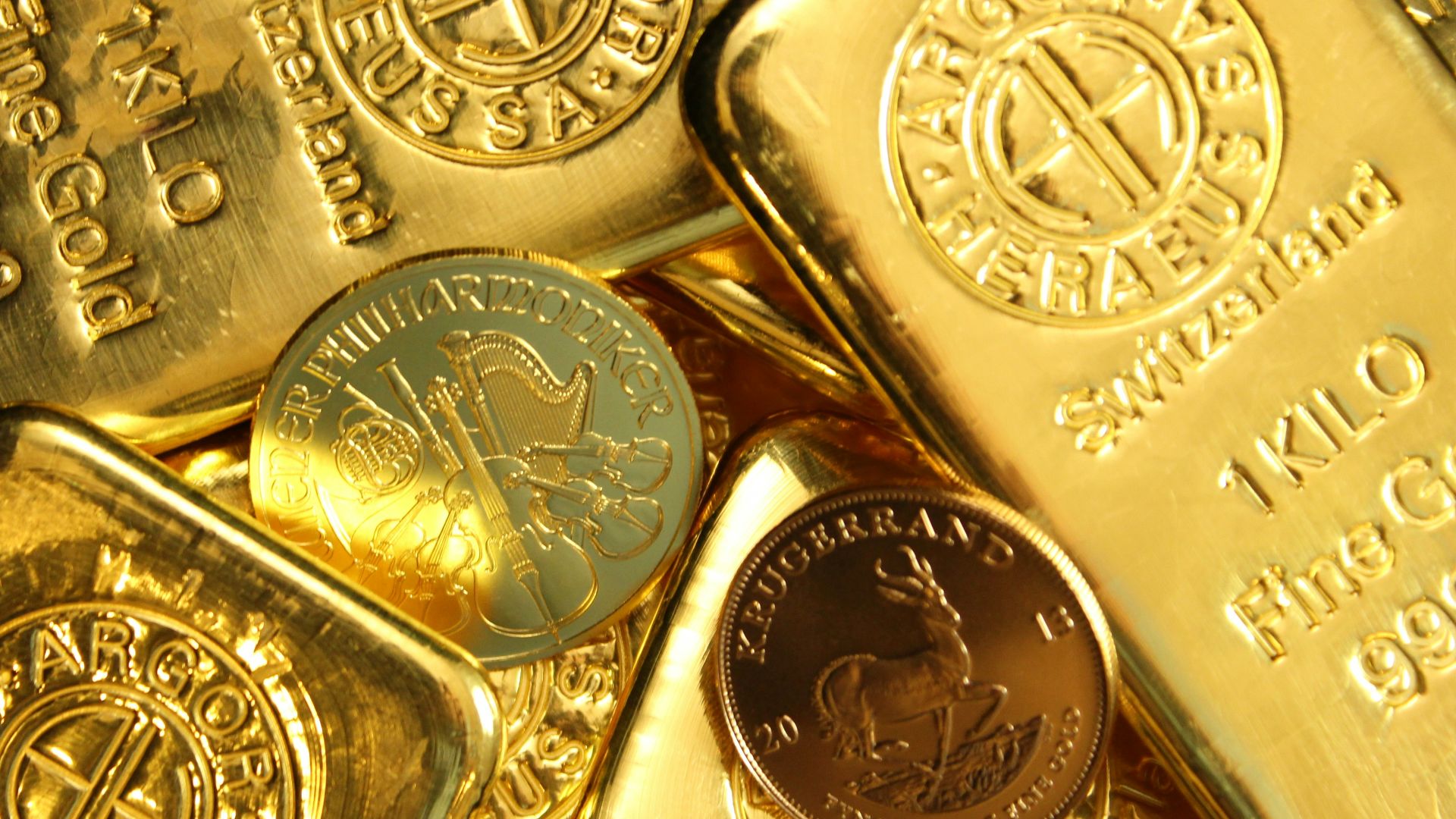 gold and silver round coins