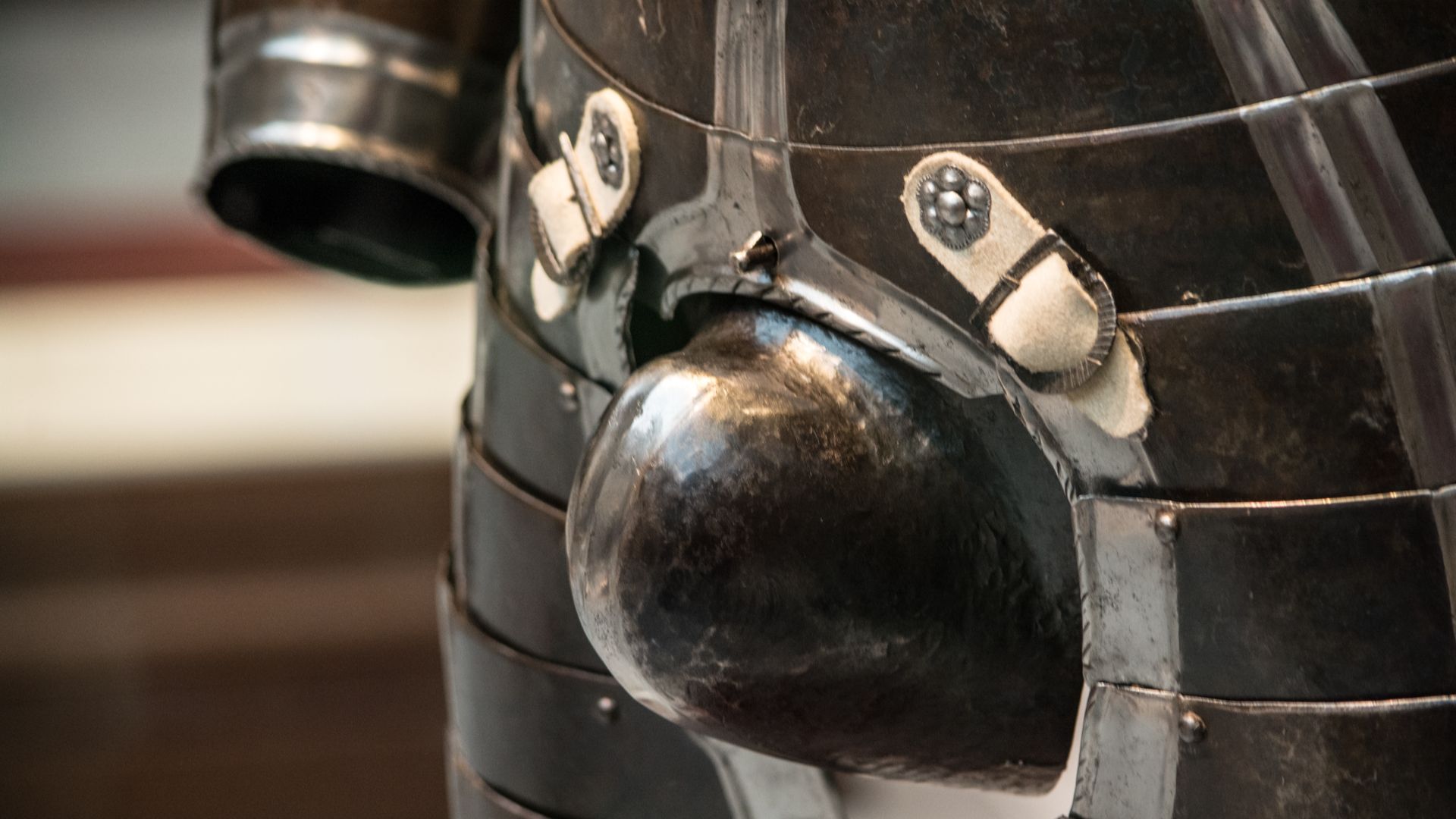 File:Codpiece of Christian I Elector of Saxony - Cleveland Museum of Art (28432036406).jpg