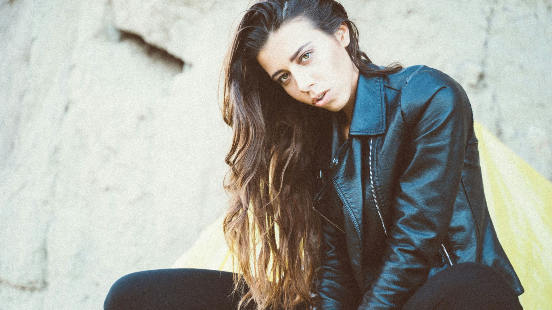 woman wearing black jacket