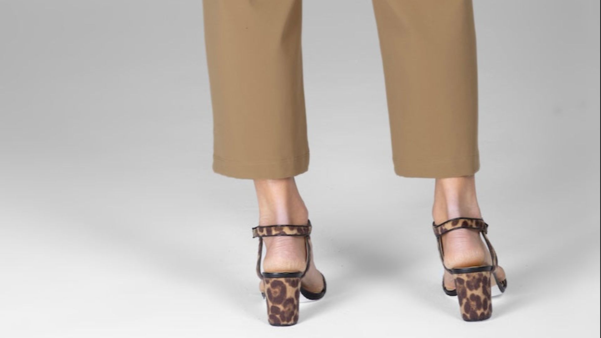 Traveler Ankle Pant - British Khaki | KiraGrace | KIRAGRACE