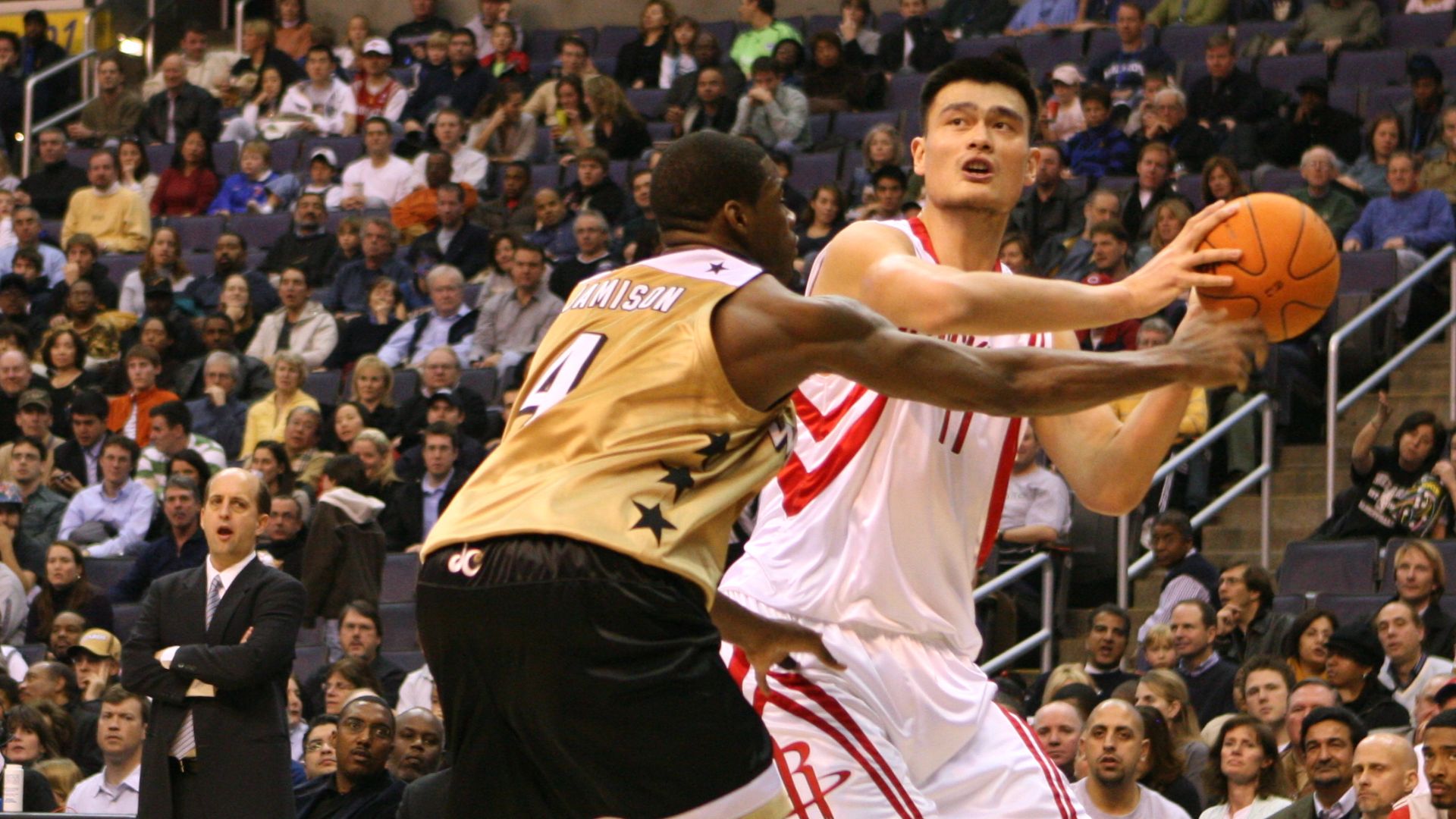 File:Yao Ming (2310531857).jpg