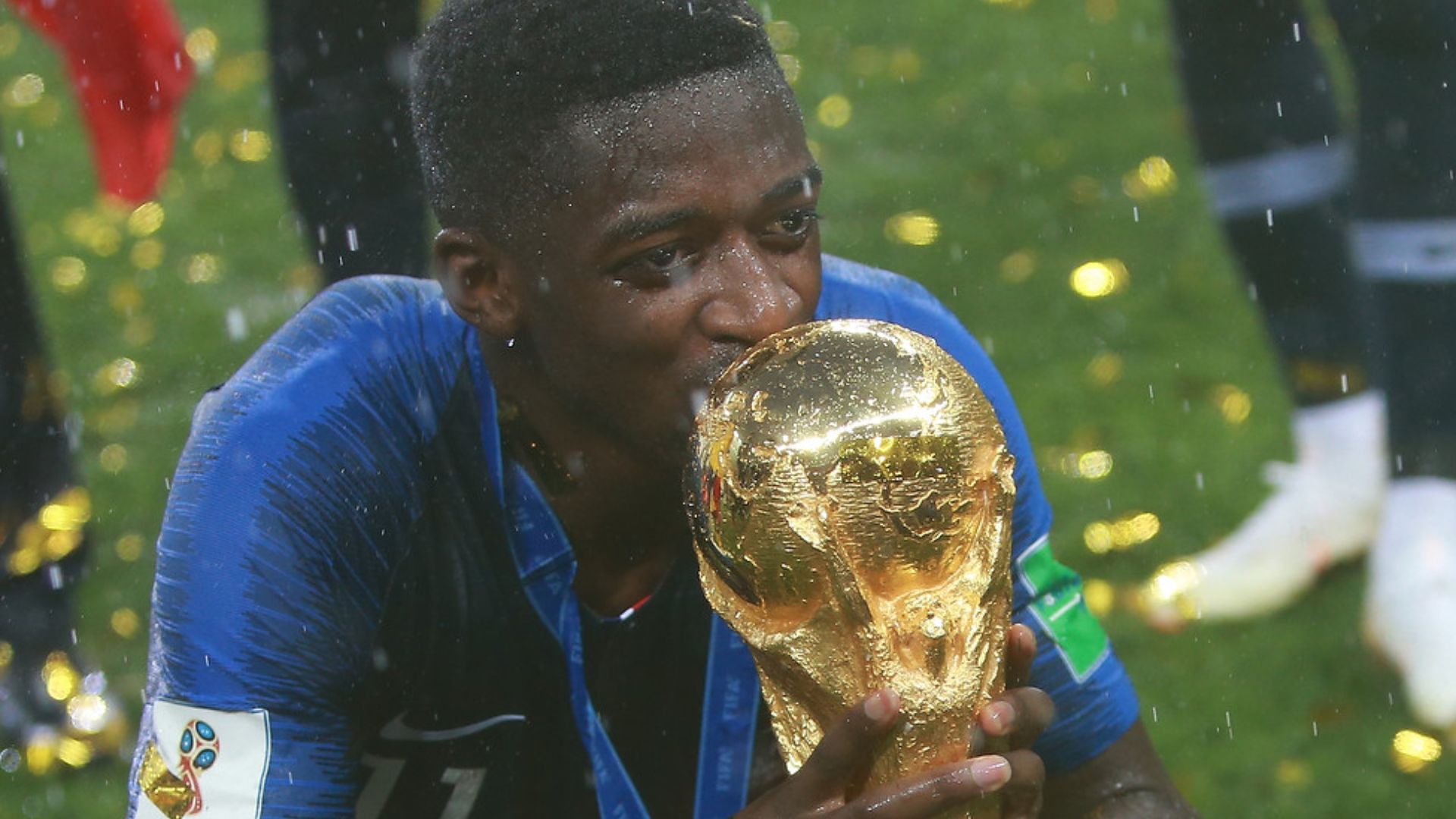 File:Ousmane Dembélé World Cup Trophy.jpg