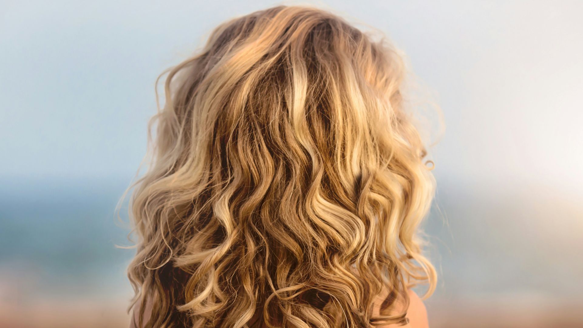 shallow focus photography of girl