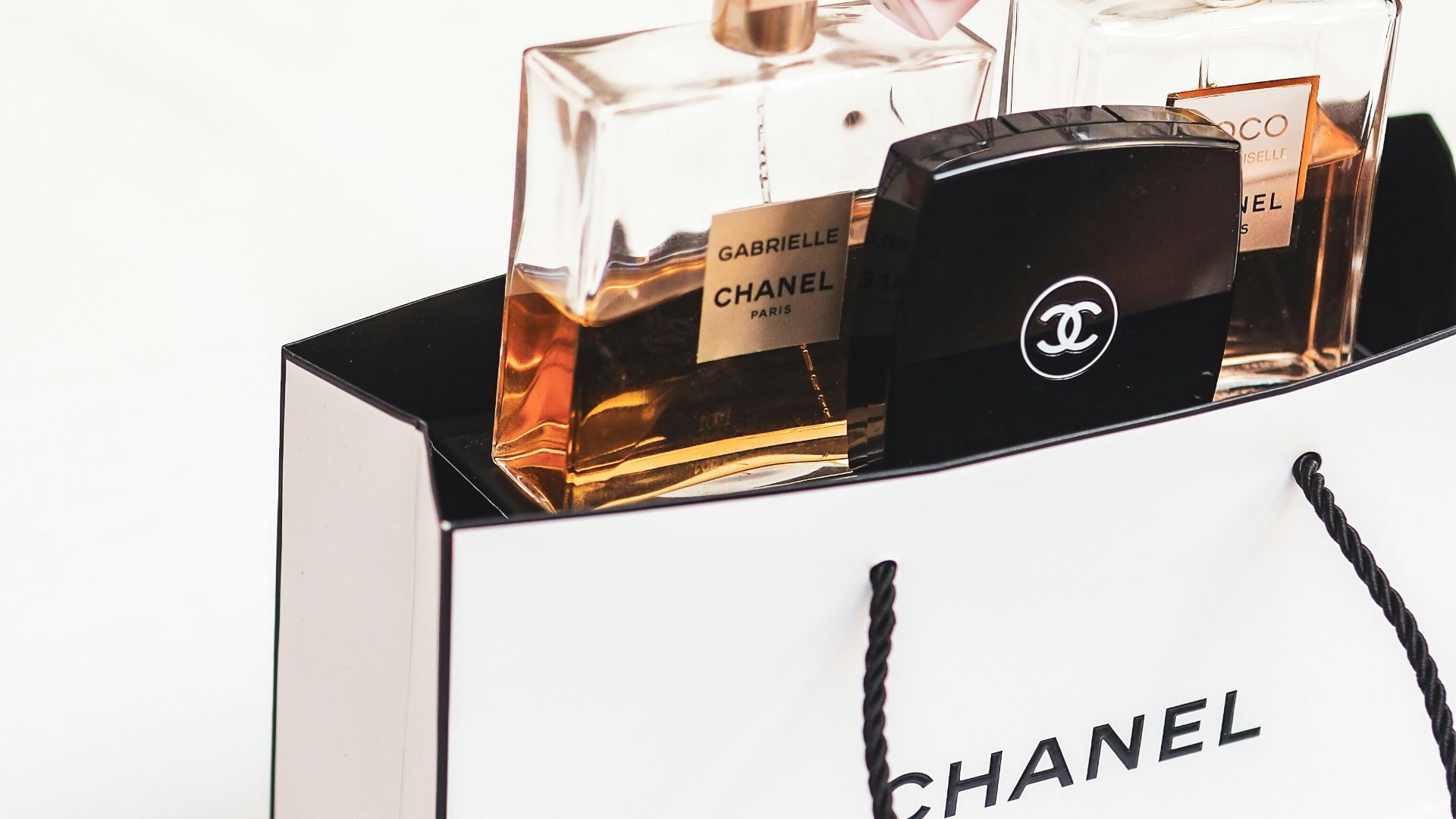 black and white calvin klein box