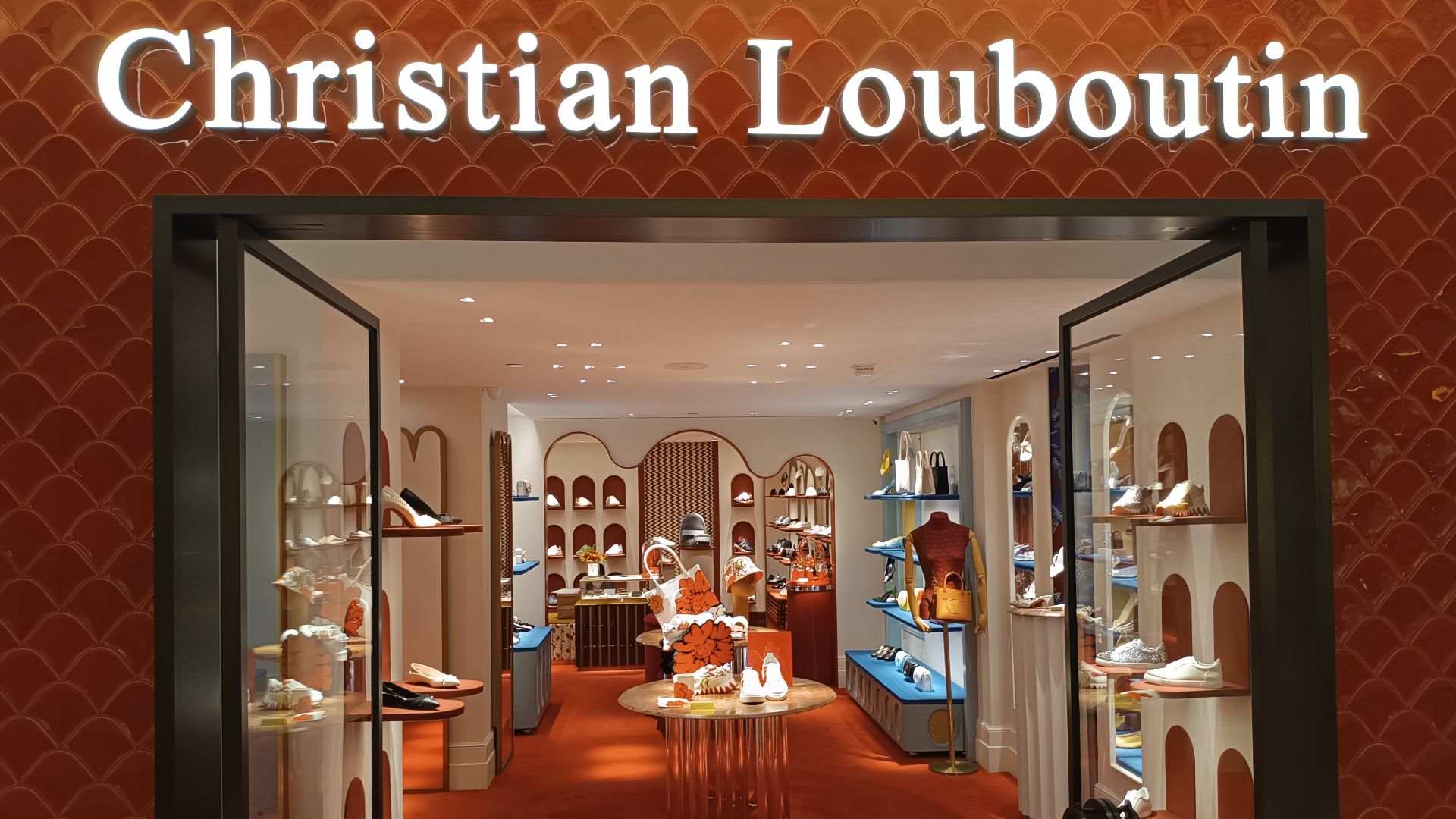 File:HK CH 中環 Central 太子大廈 Prince's Building mall shop Christian Louboutin March 2024 R12S 15.jpg