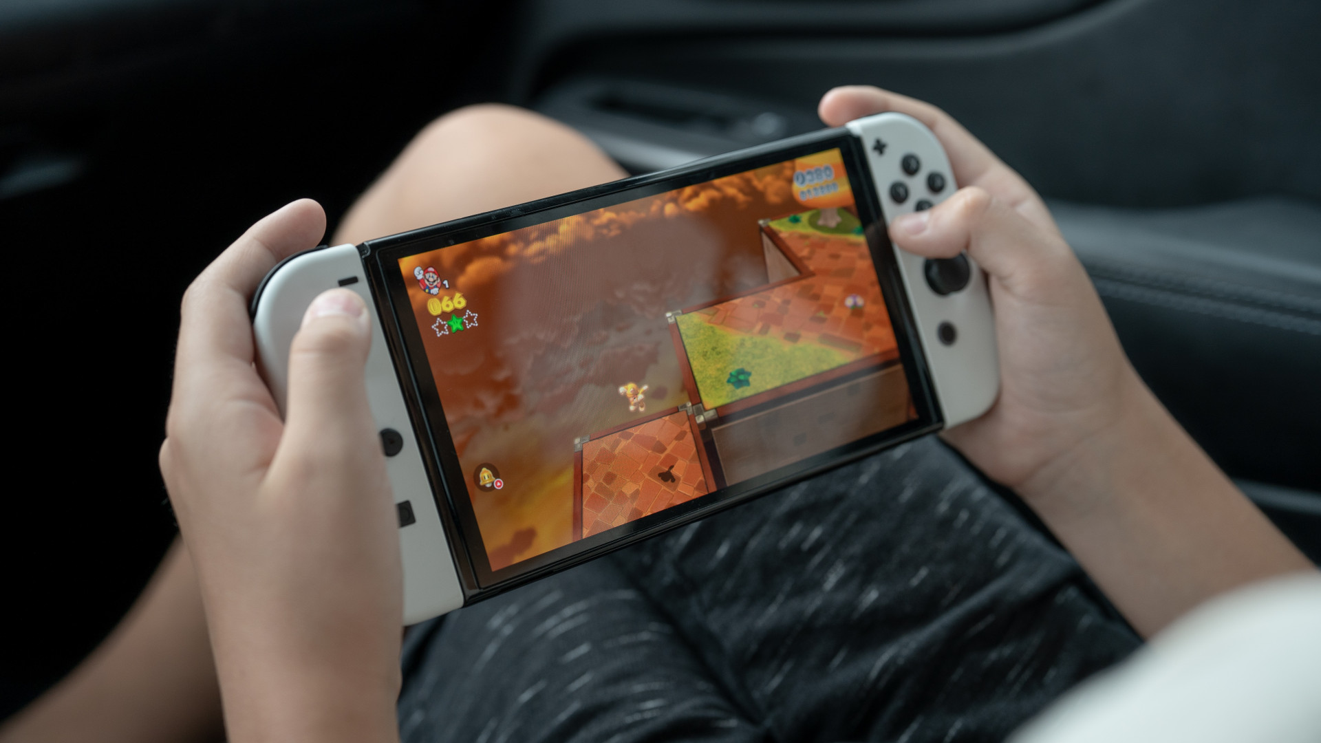 R-D-Smith-Vv14Djro3Km-Unsplash (1)